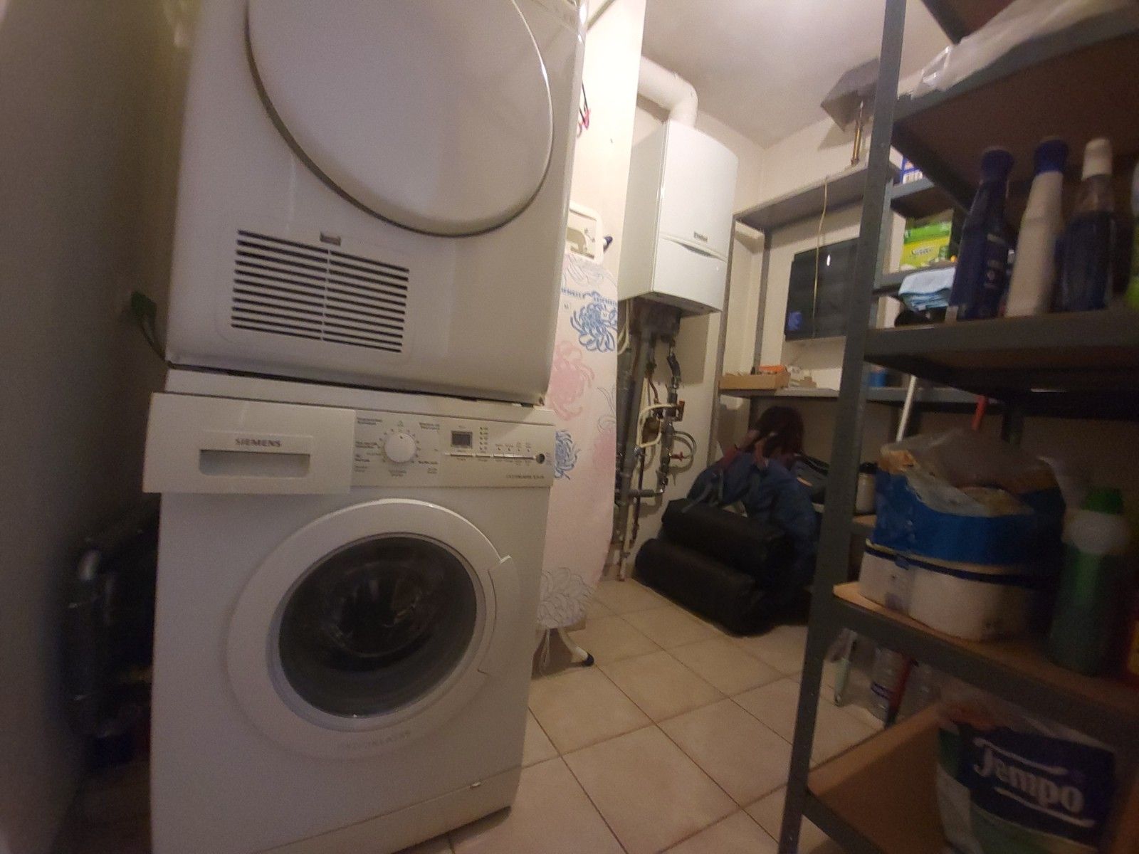 Tweeslaapkamerappartement met garageplaats in rustige buurt dichtbij UZ Gent. foto 9