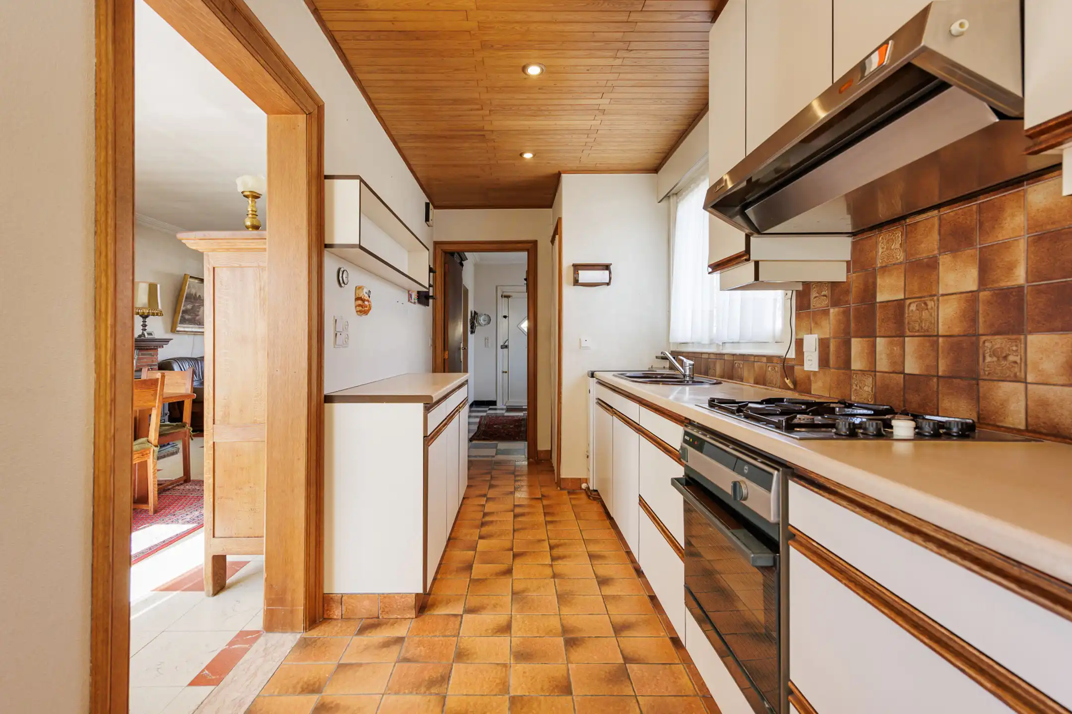 Te renoveren woning op  gunstig gelegen Z-perceel van 523 m² foto 12