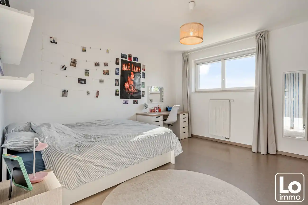 Recente gezinswoning met 3 slaapkamers en mooie zuidwest gerichte tuin foto 13