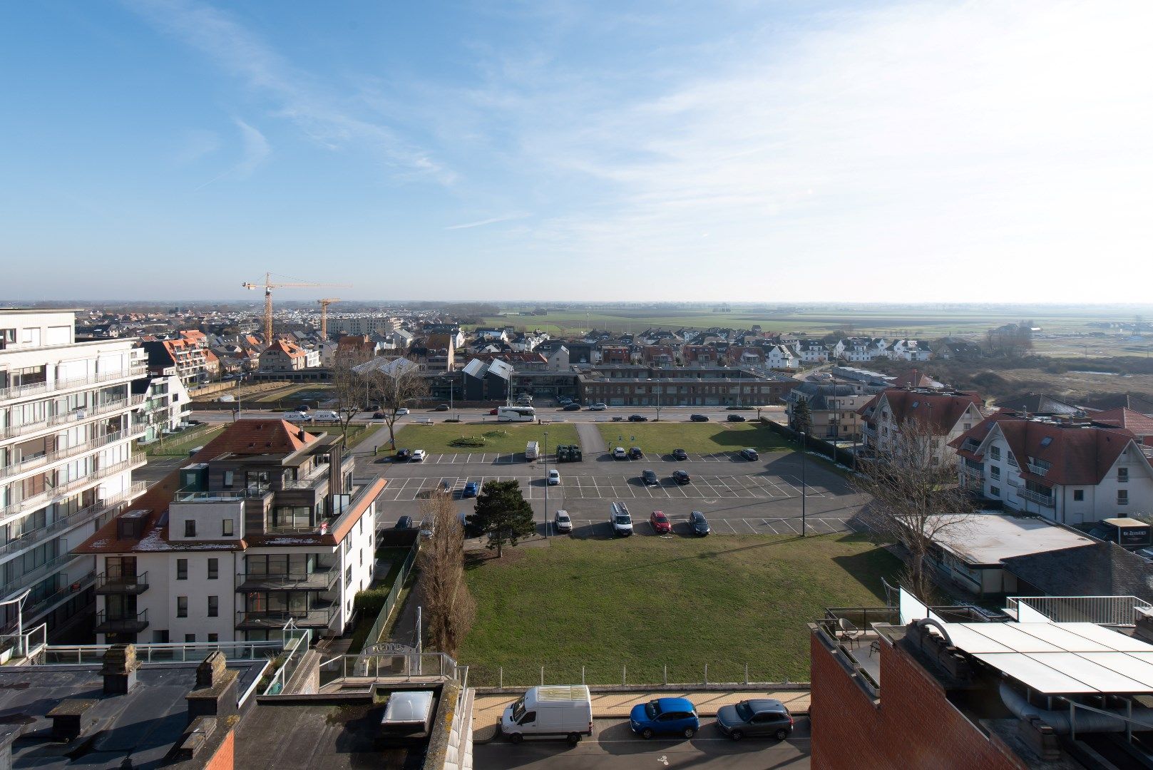 Prachtige ruime studio met fantastisch zicht op hinterland foto 13