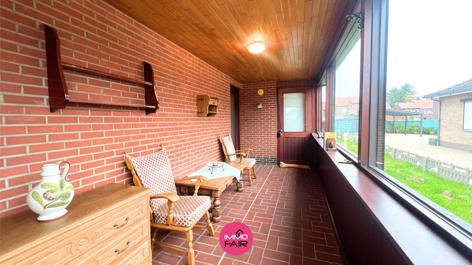 Vrijstaande bungalow op absolute toplocatie op slechts 10 minuutjes van Maastricht! foto 7