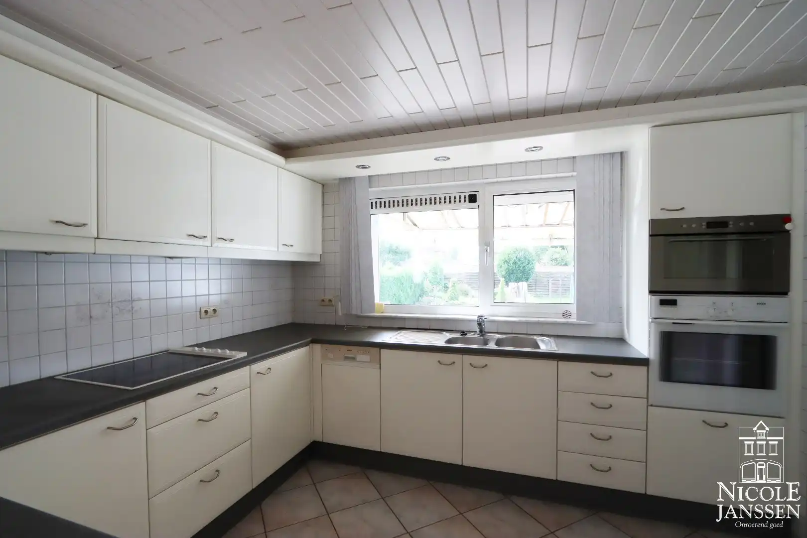 Praktisch ingedeelde gezinswoning met drie slaapkamers in Gerdingen foto 10