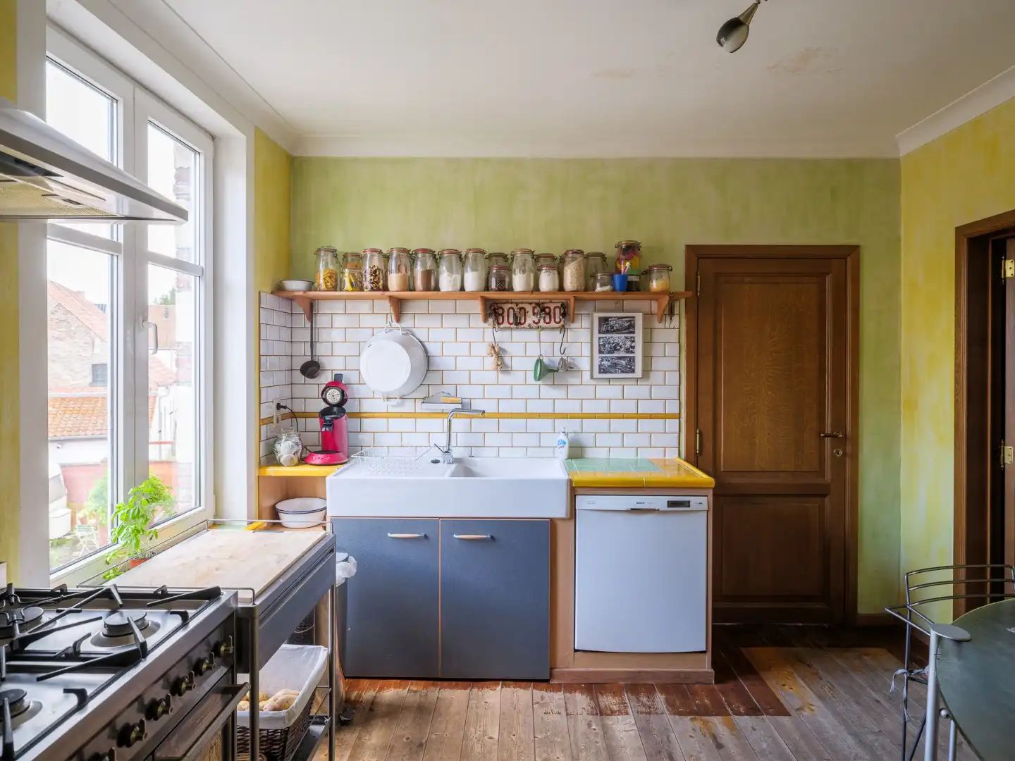 Karaktervolle burgerwoning met stadstuin op het dorpsplein van Zwijnaarde foto 10