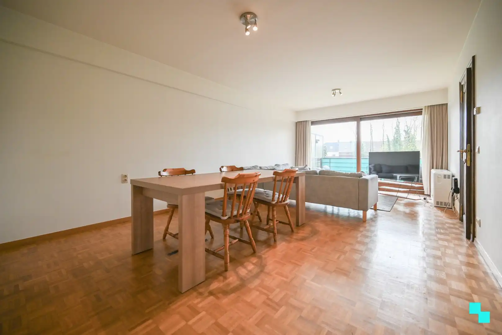 Tweeslaapkamerappartement in centrum Izegem foto 5