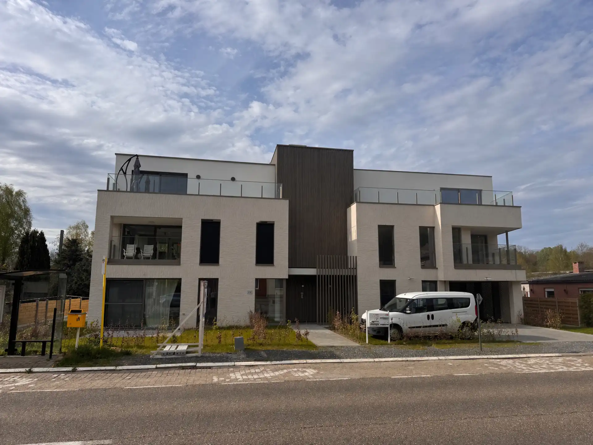 Nieuwbouw appartement op uitstekende locatie foto {{pictureIndex}}