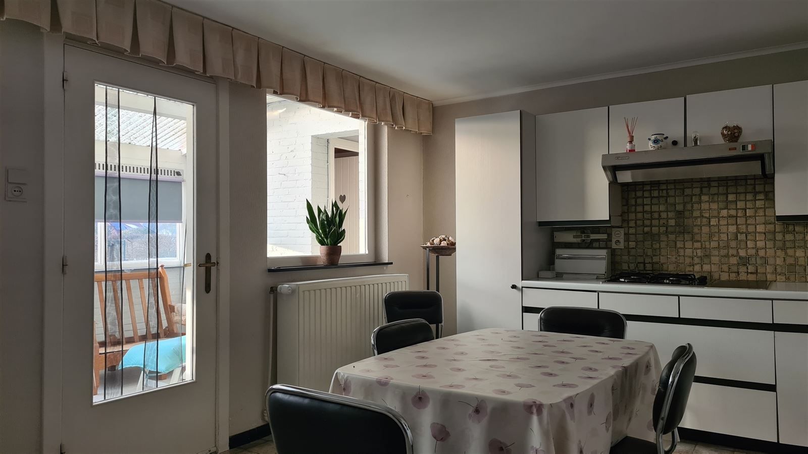 Ruime woning met tal van mogelijkheden en veel lichtinval! foto 11
