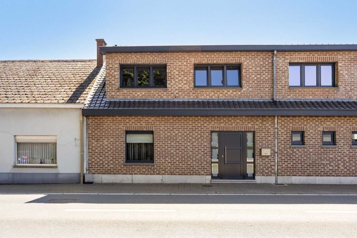 Stijlvol wonen in As: ruime, instapklare woning met tuin en garage foto 46