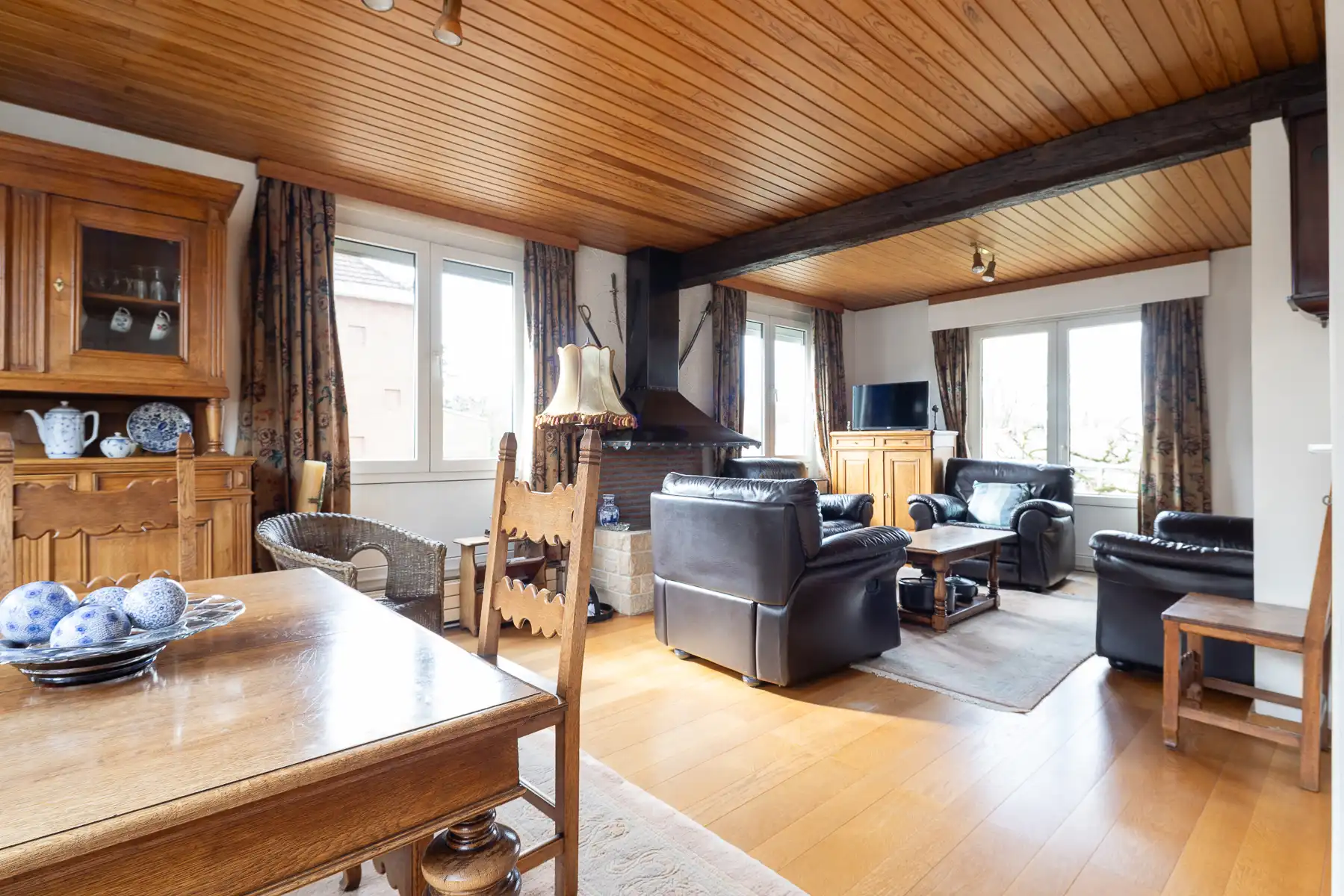 Eengezinswoning met tuin, garage en autostaanplaats foto 14