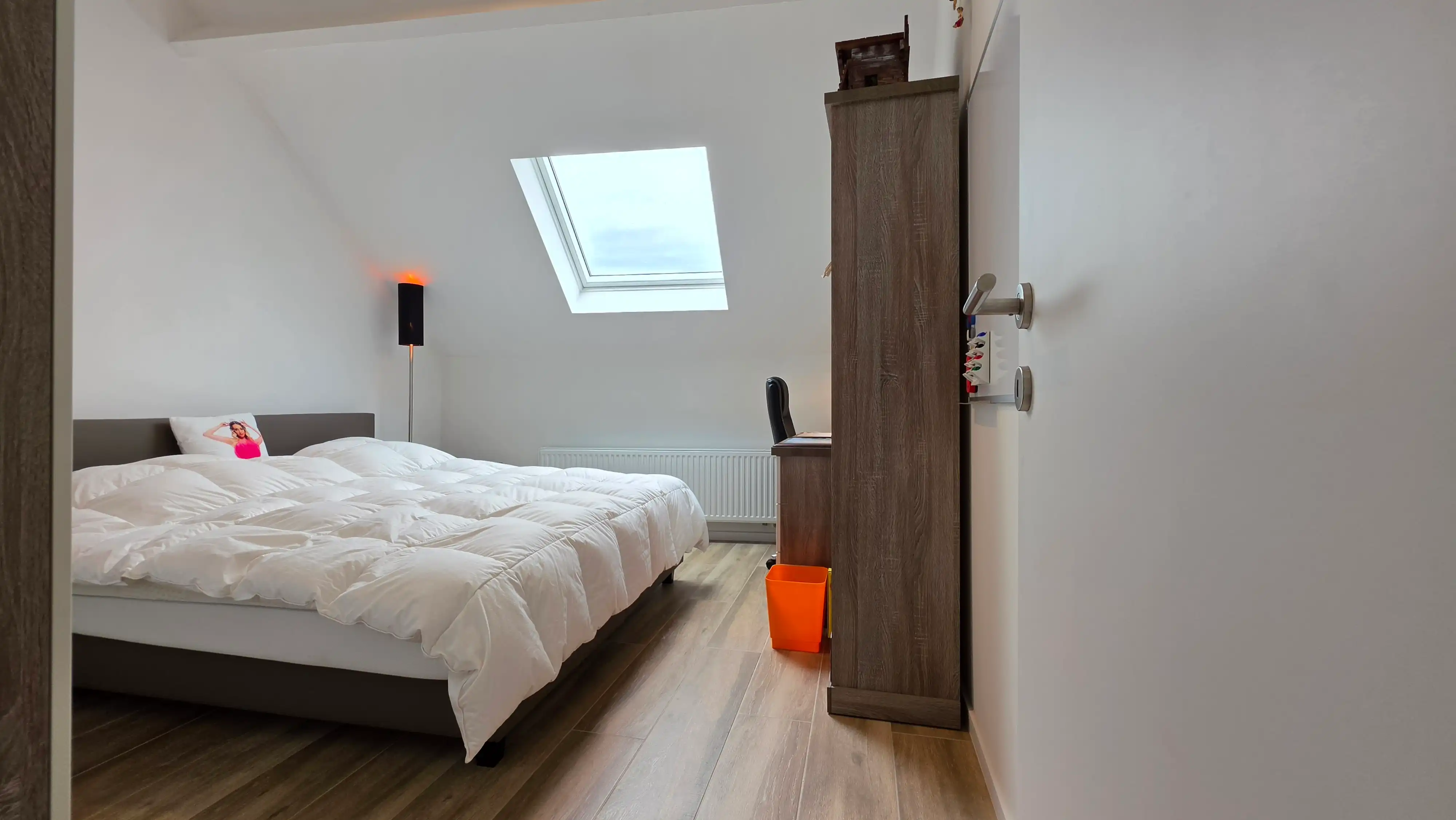 Luxueus twee slaapkamer app, terras, bureel, unieke ligging foto 18