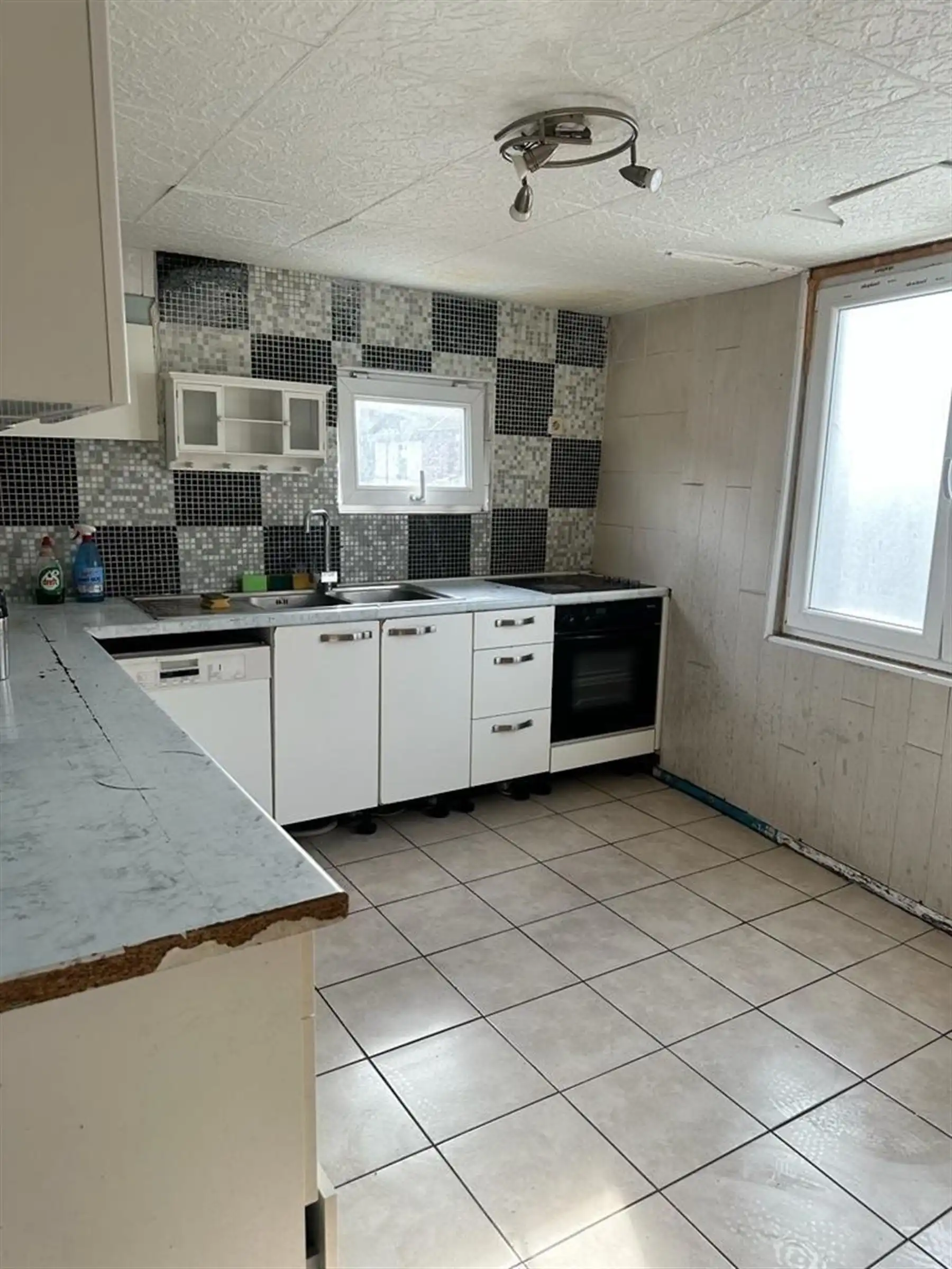 Te renoveren woning  foto 5