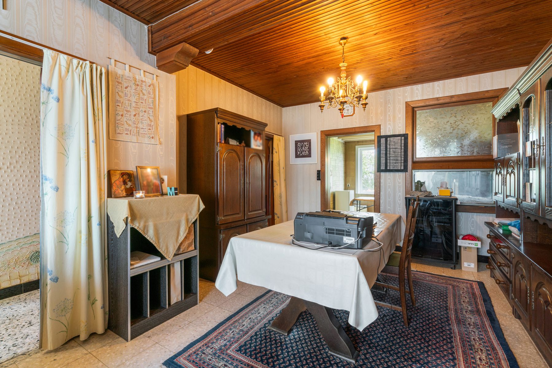 Te renoveren woning met 4 slaapkamers en mooie tuin in het rustige Haaltert foto 4