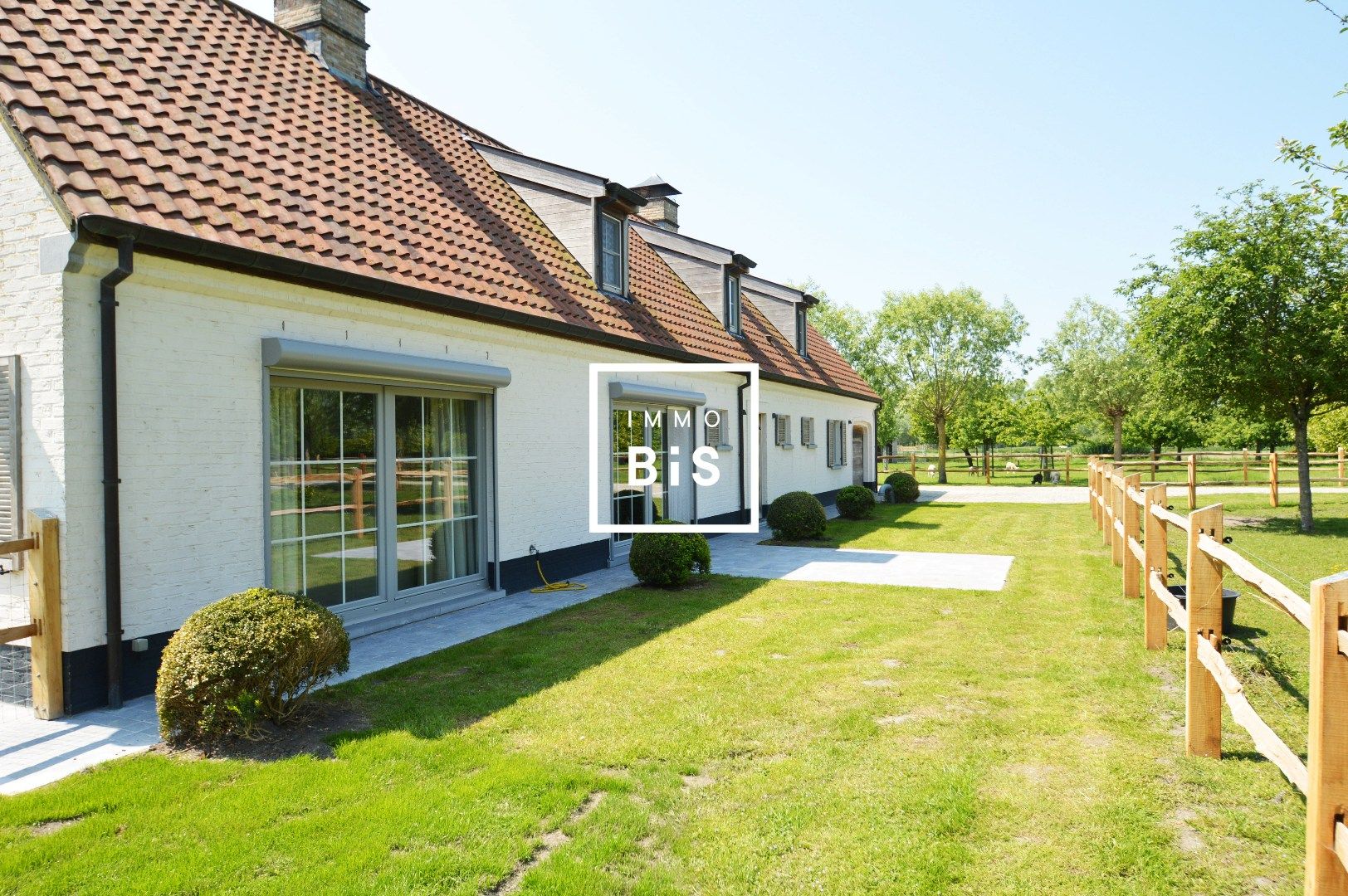 Karaktervolle hoeve met panoramisch uitzicht en paardenstallen, vlakbij Knokke foto 5
