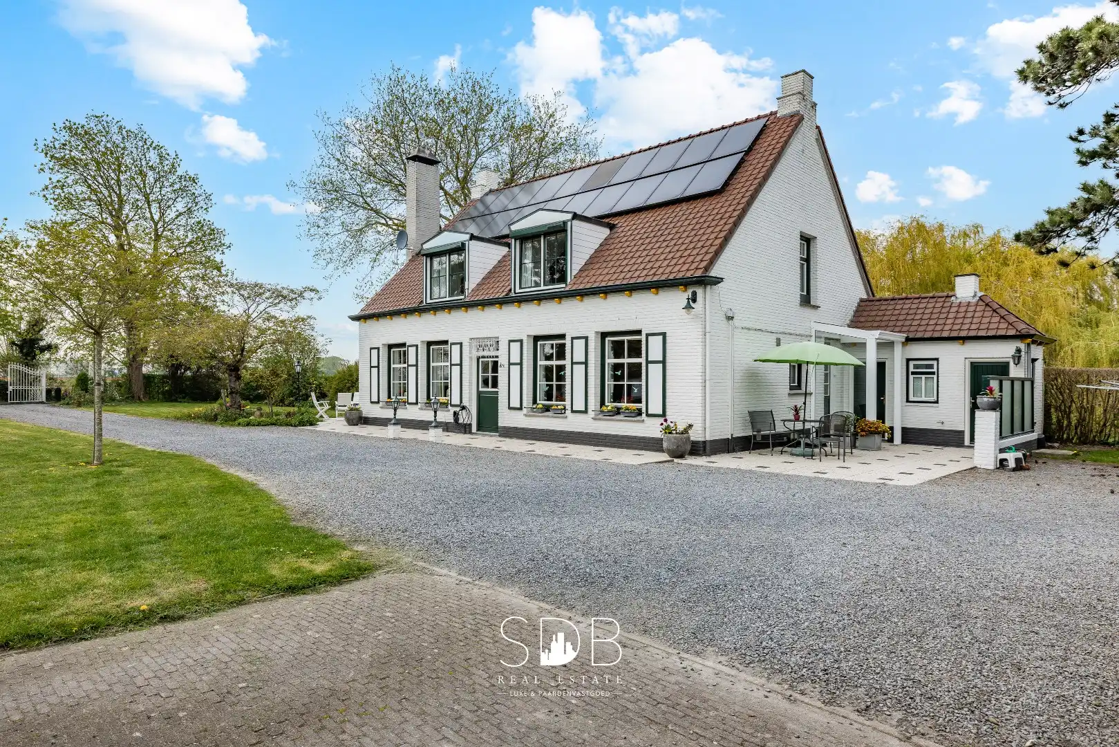Landelijke woning met authentiek gastenhuis, stalgebouw, graslanden en buitenpiste op 20.285m² foto 38