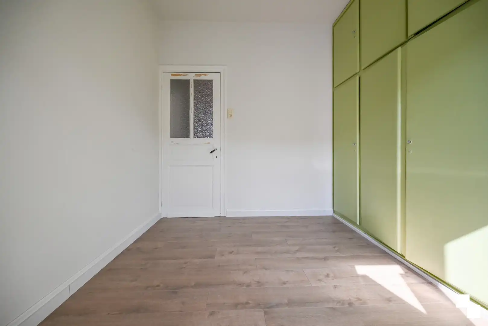 Charmante herenwoning met 4 à 5 slaapkamers te Izegem foto 27