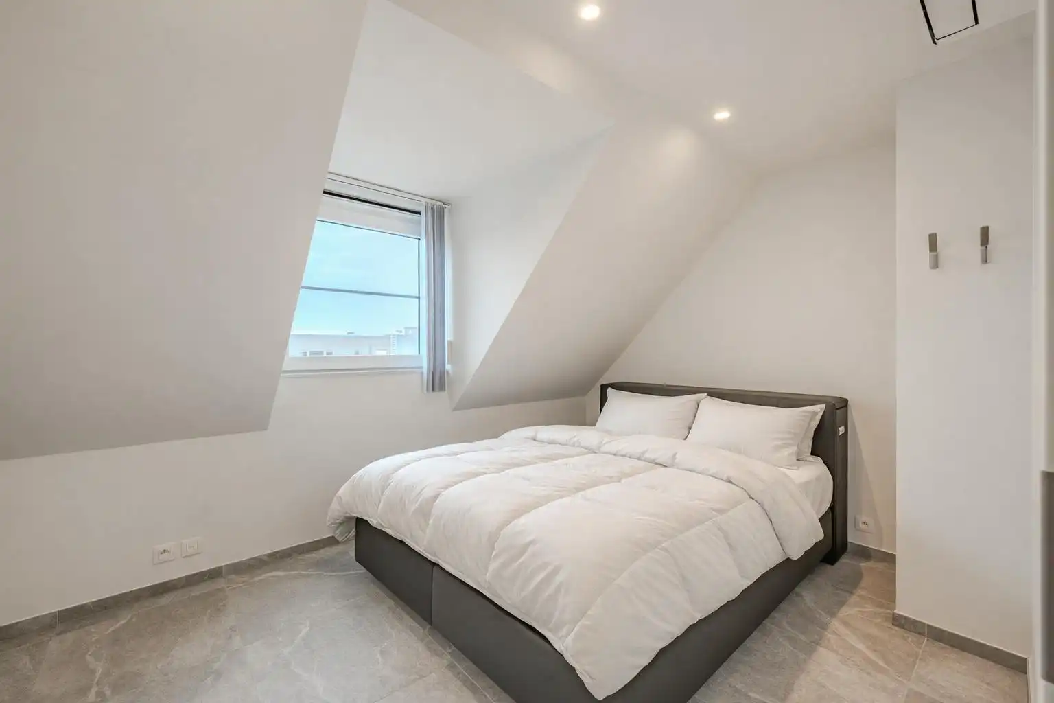 Recent appartement met twee slaapkamers in de Res. Lectus IX foto 7