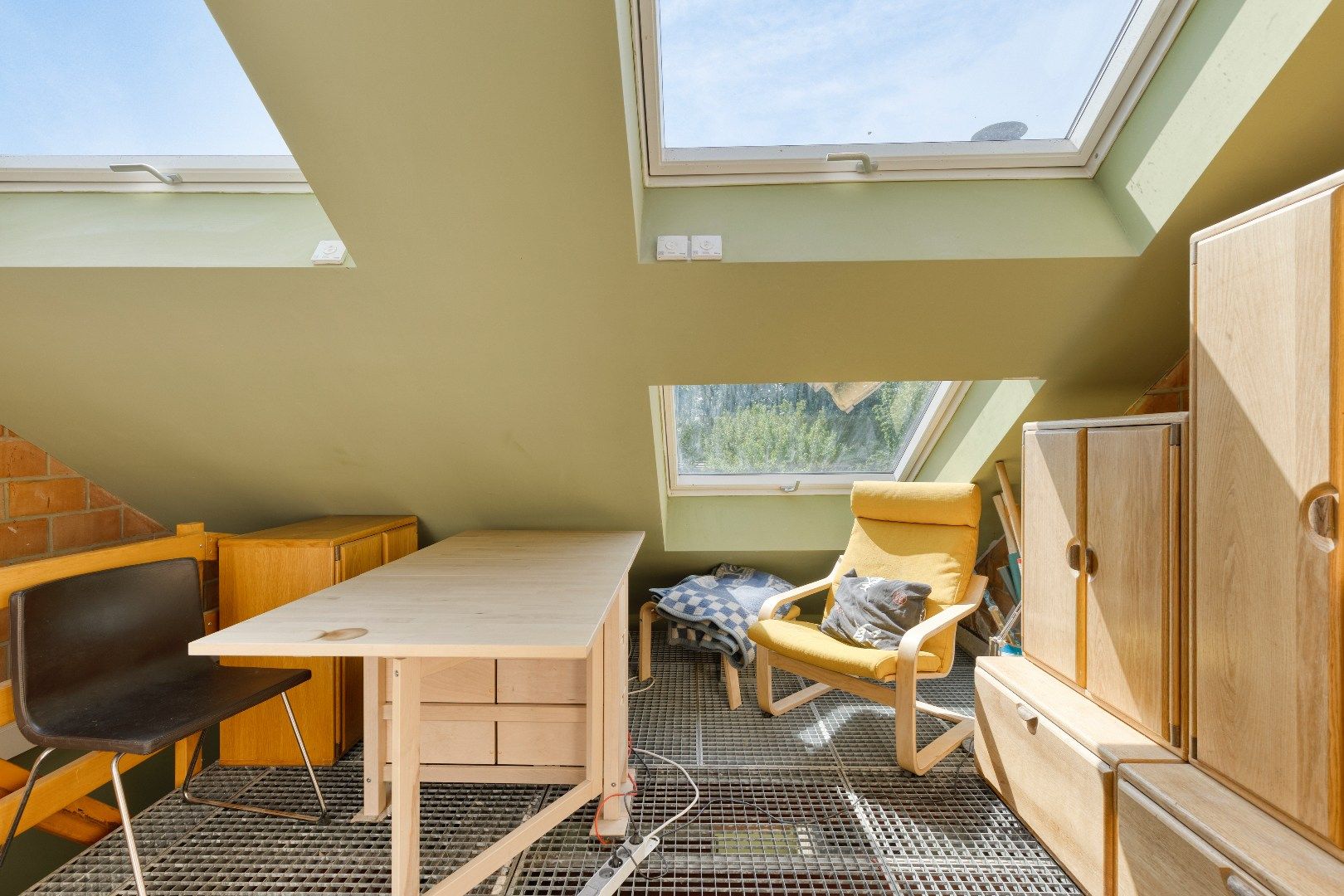Energiezuinige woning met 3 slaapkamers, bureau, tuin en 2 garageboxen foto 11