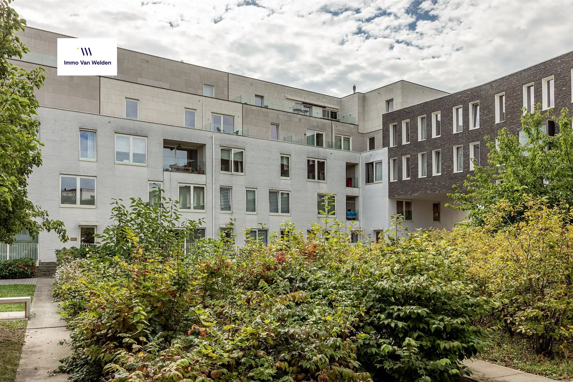 Uniek gelegen appartement met frontaal zicht op de Schelde foto 4