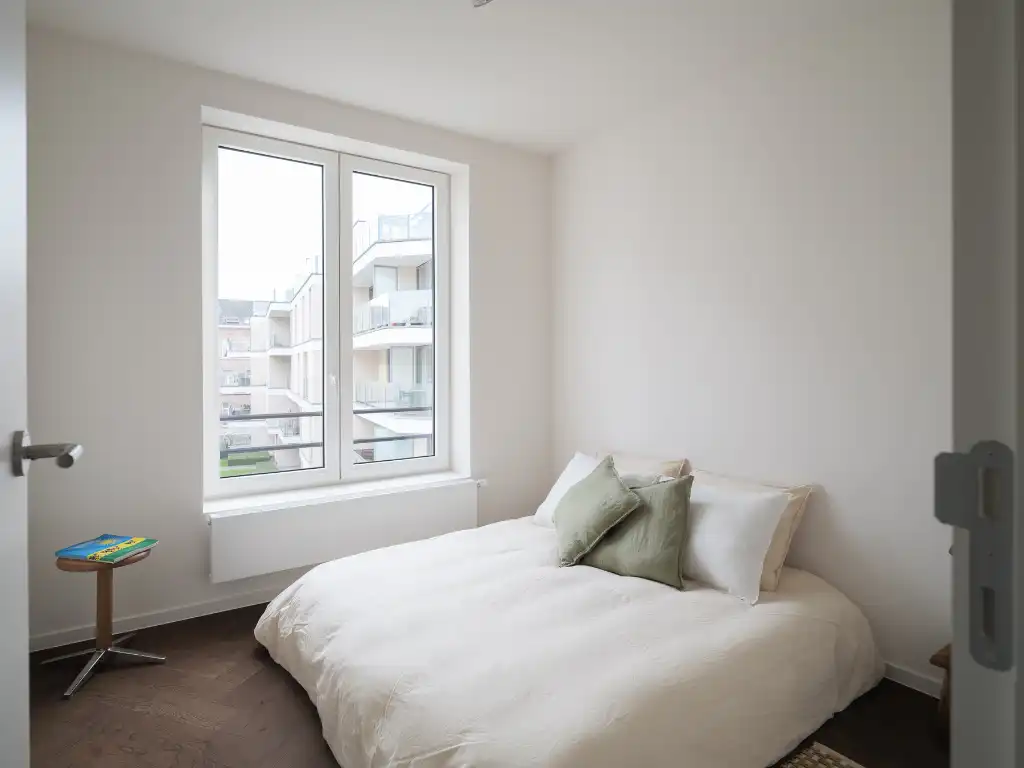 Hoogwaardig gerenoveerd 3 slaapkamer appartement nabij Gent Zuid foto 9