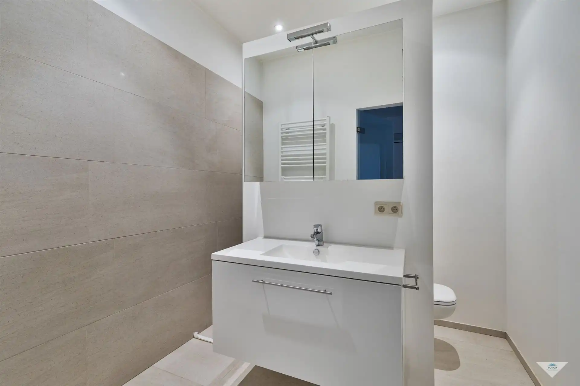 Lichtrijke studio met hoogwaardige afwerking foto 6