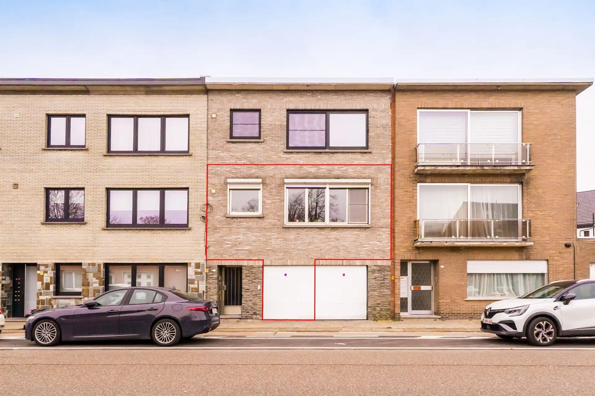 Instapklaar 2-slpk app met terras en garage (+€ 25.000) foto {{pictureIndex}}