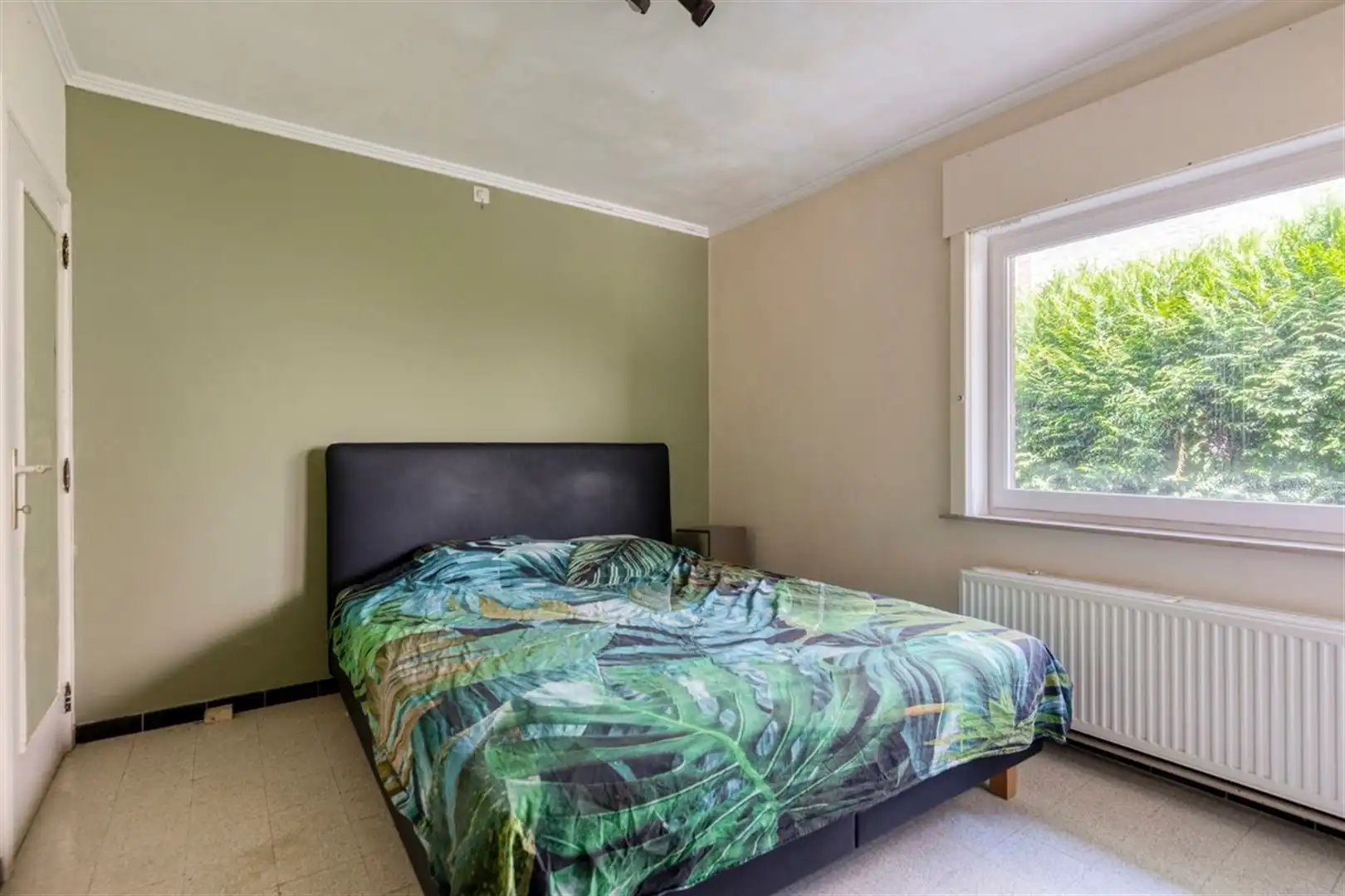 Mooi gelegen te renoveren woning op de Wolvenberg foto 16