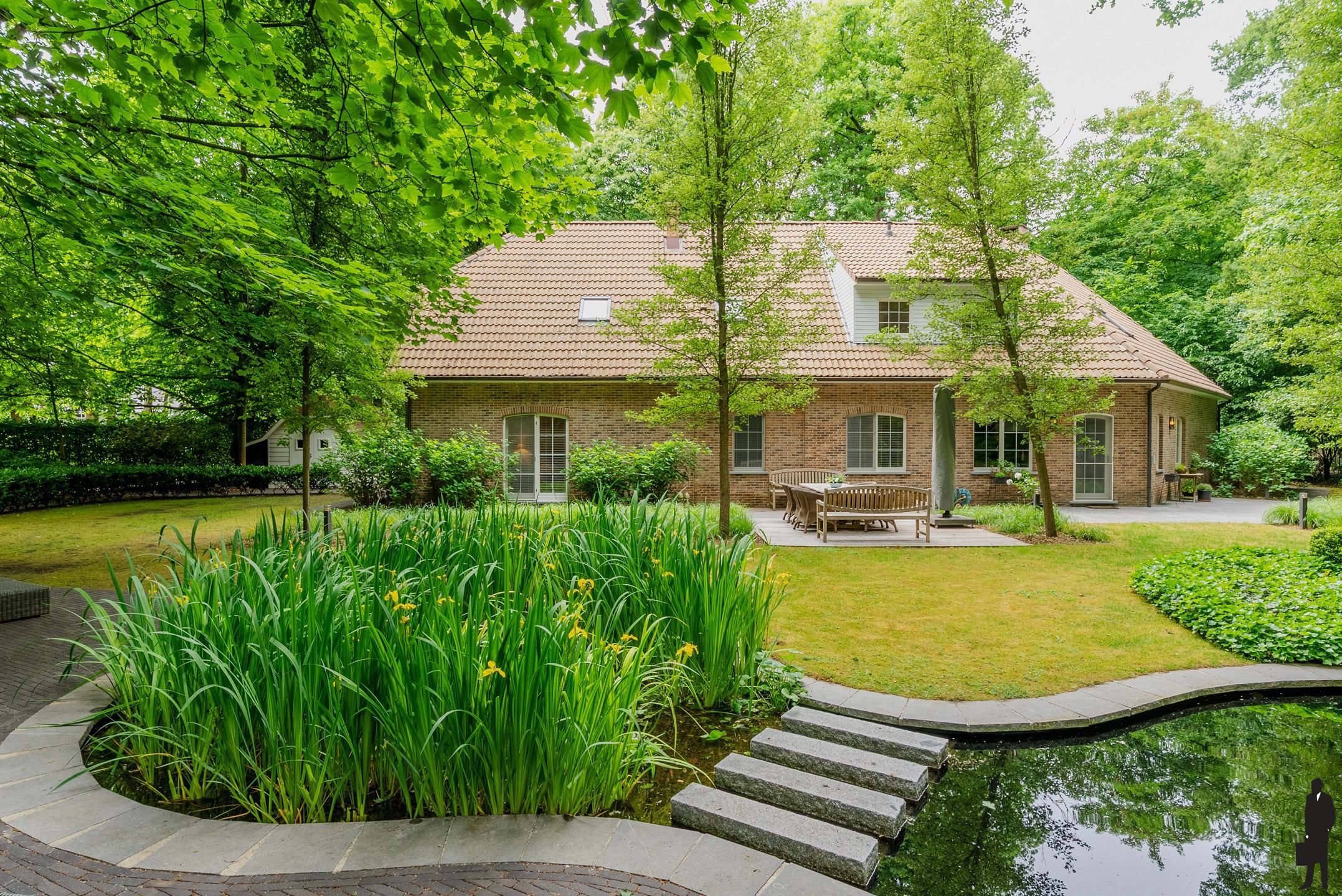 Exclusieve villa met zwemvijver op 2.543 m² foto 54