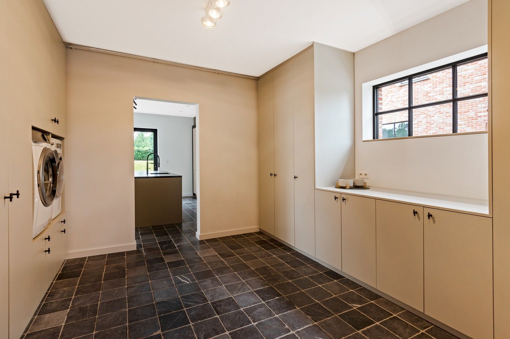 VERKOCHT onder voorbehoud foto 8