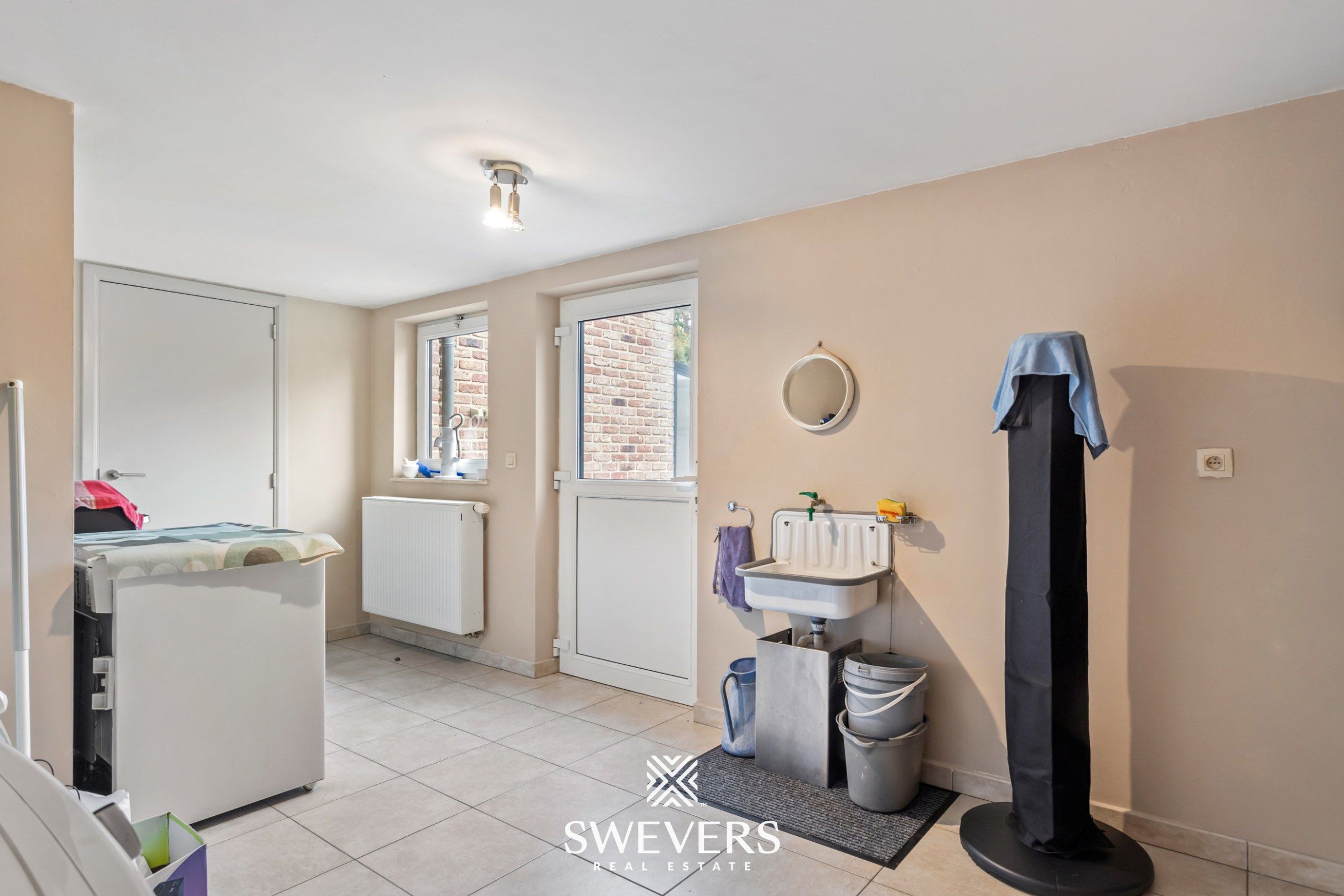 Gezellige gezinswoning met overdekt terras en zuidwestgerichte tuin te Hoepertingen foto 7