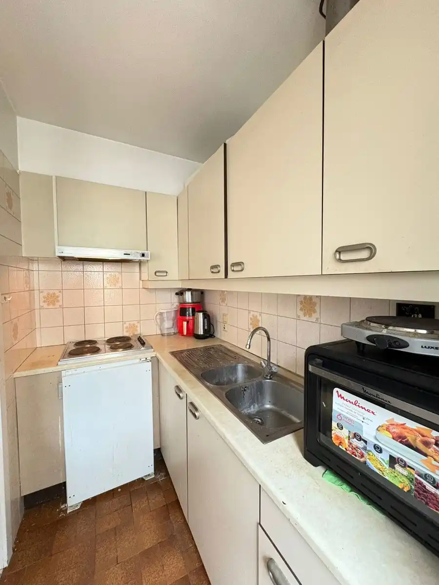 Studio op topligging: 50 m van de zee en nabij het centrum foto 4