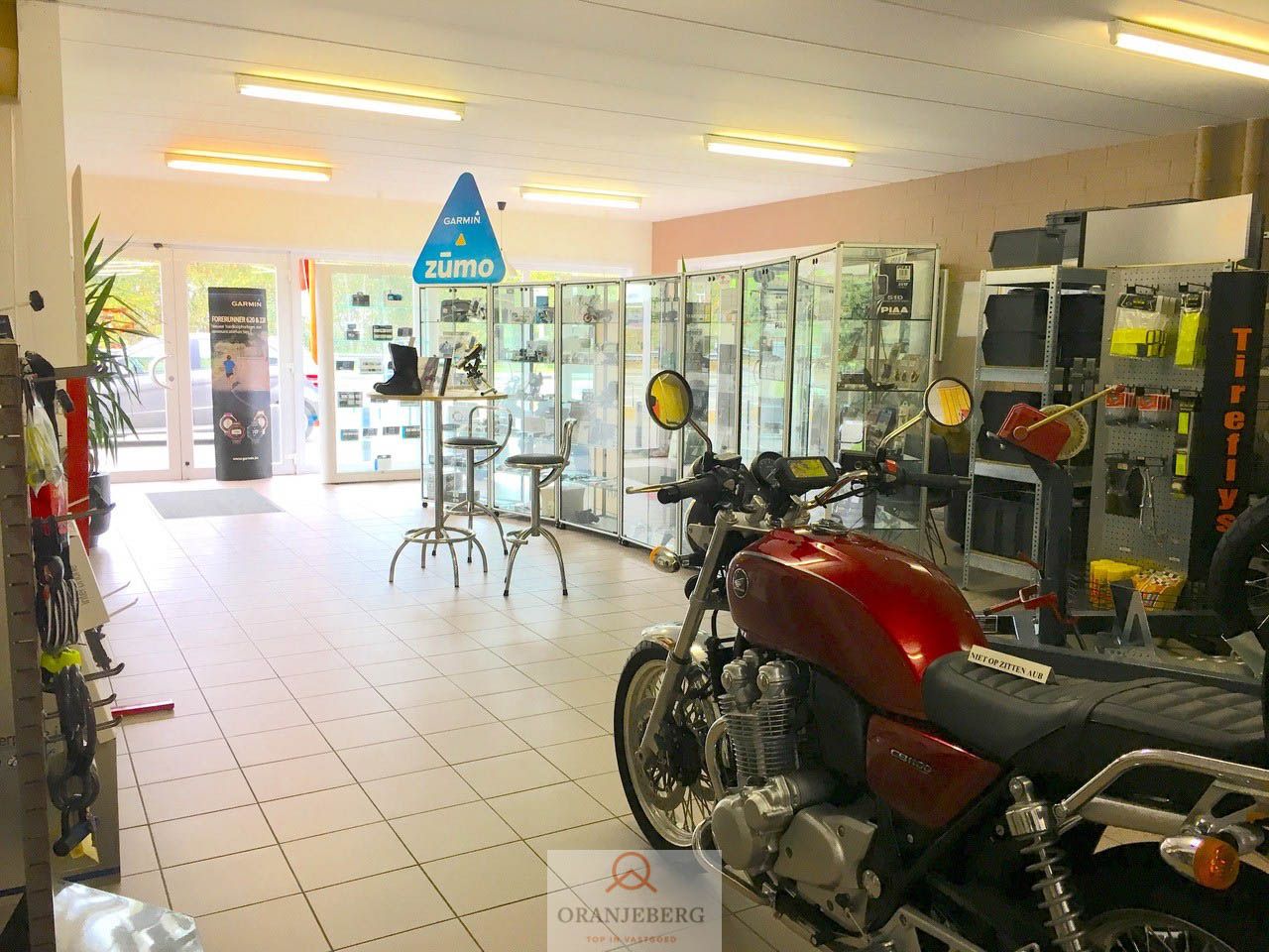 Handels ruimte/kantoor (128 m²) + magazijn te huur Mariakerke foto 2