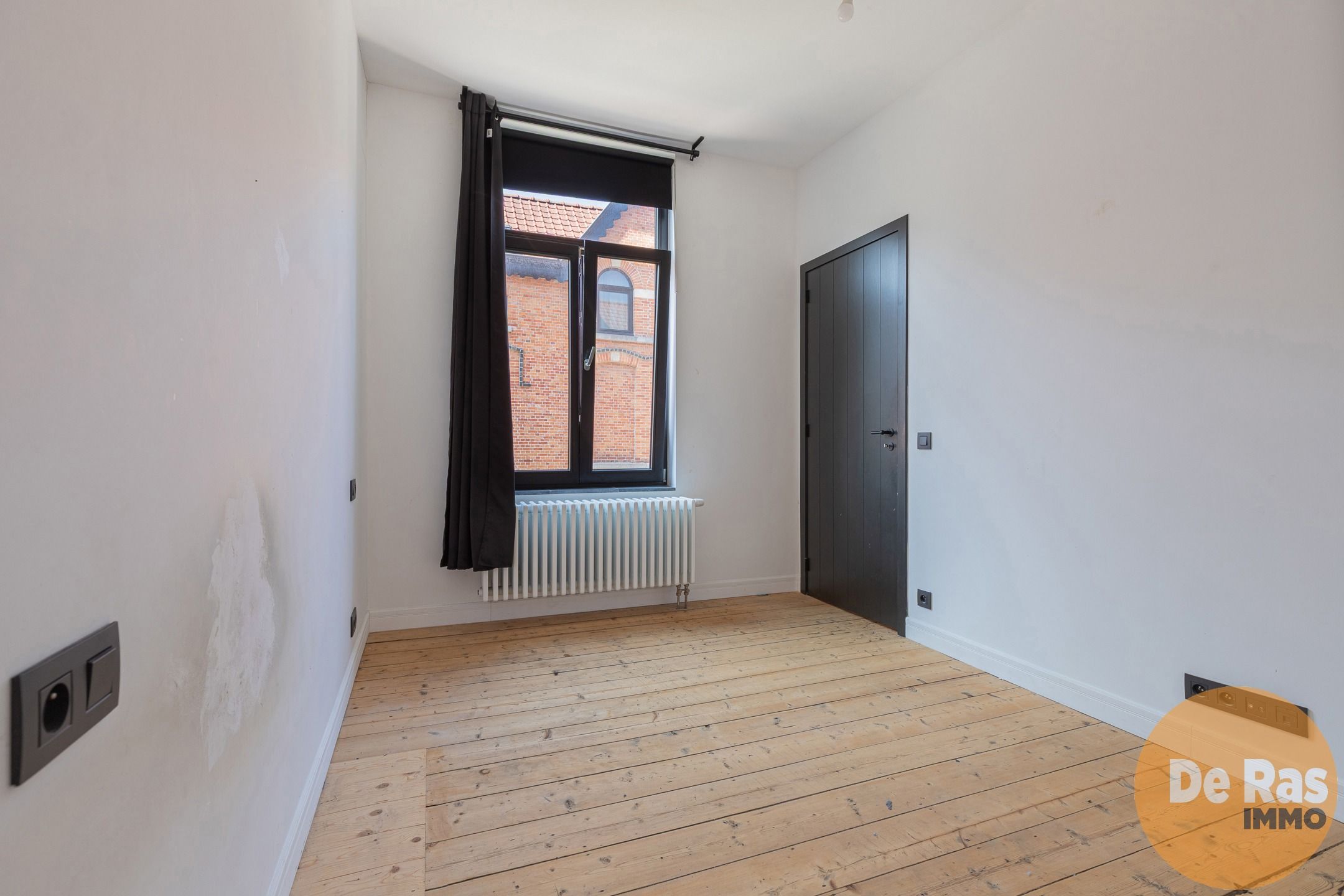 GENT- Instapklare woning met 2 slaapkamers in rustige straat foto 9