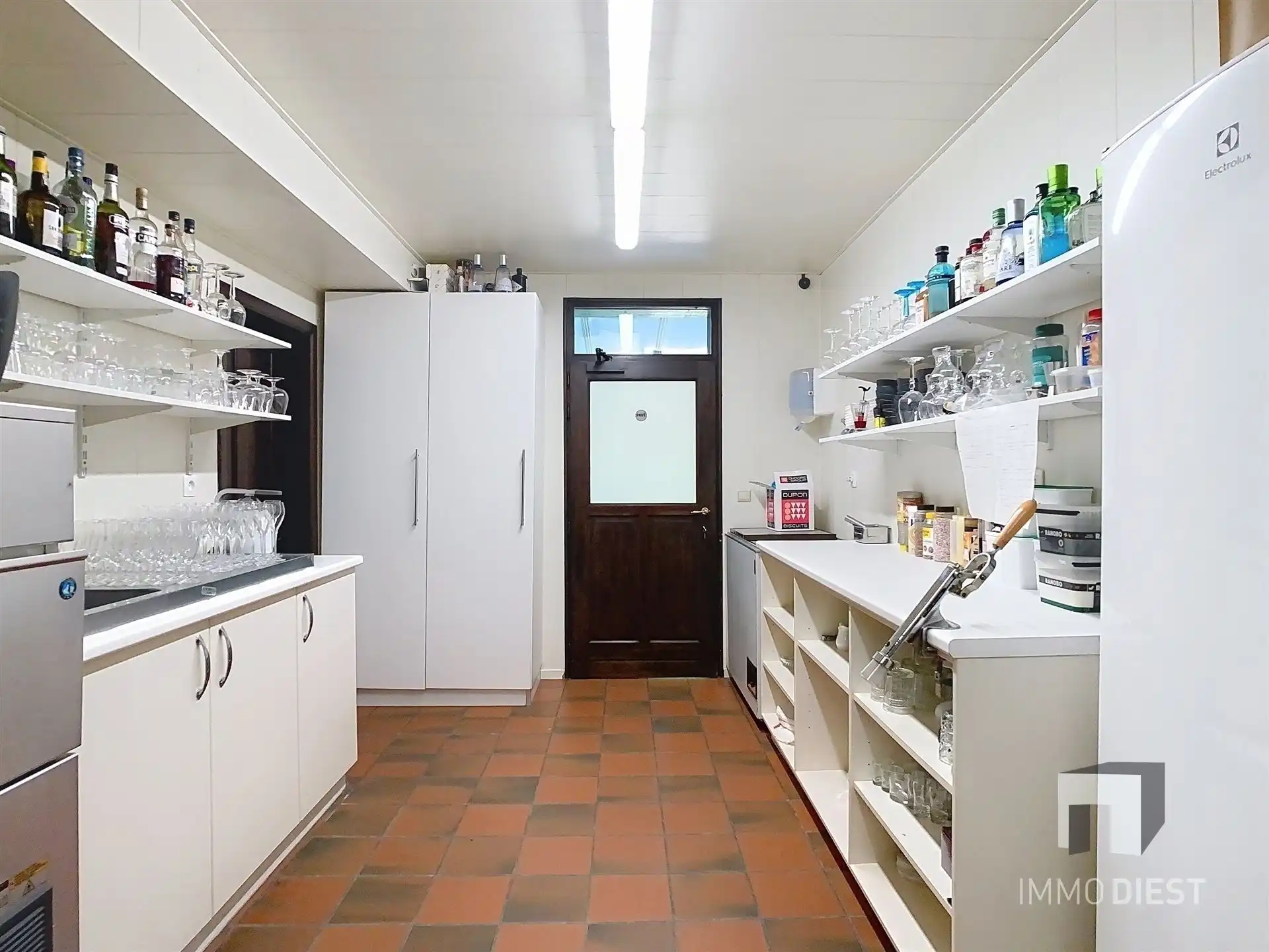 Brasserie - restaurant - feestzaal - privéwoonst foto 63