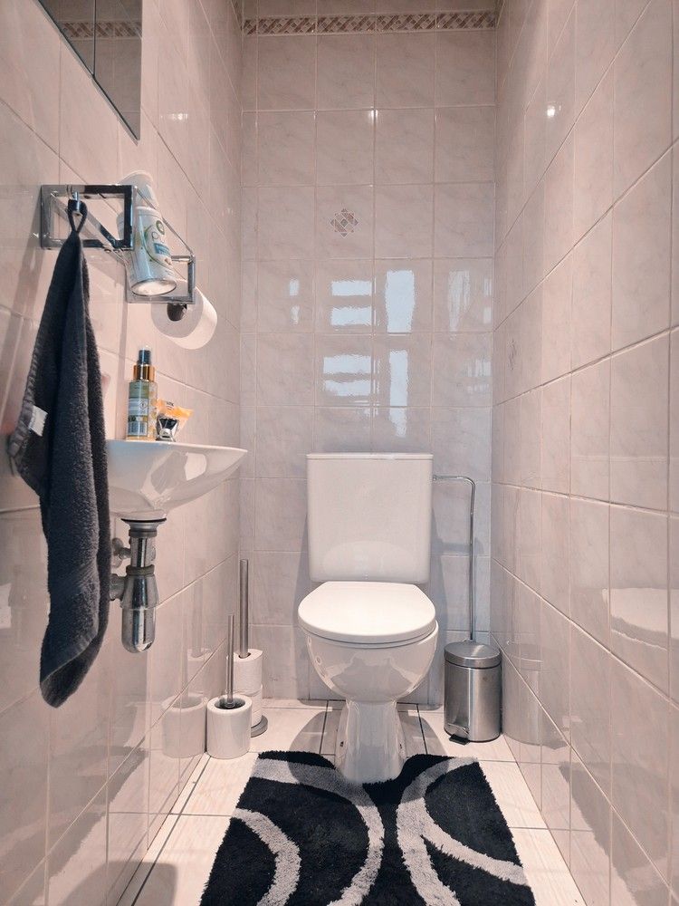 Prachtige villa uit de jaren 90 met drie slaapkamers en grote tuin! foto 30