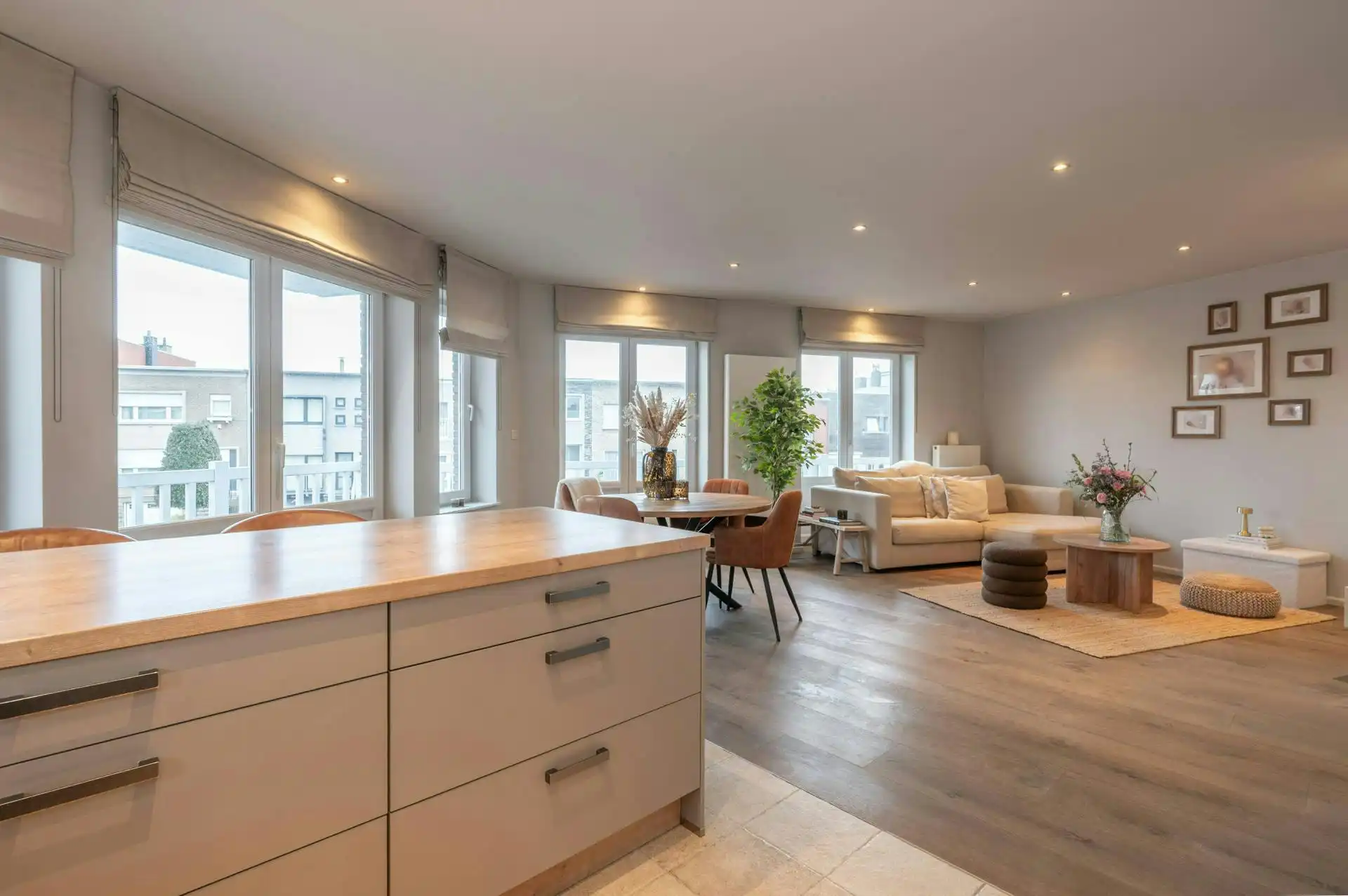 Knap appartement met twee slaapkamers te koop in Blankenberge foto 6