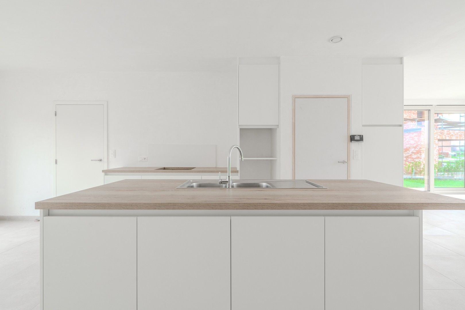 Rustig wonen met weids uitzicht in een moderne BEN-woning foto 5