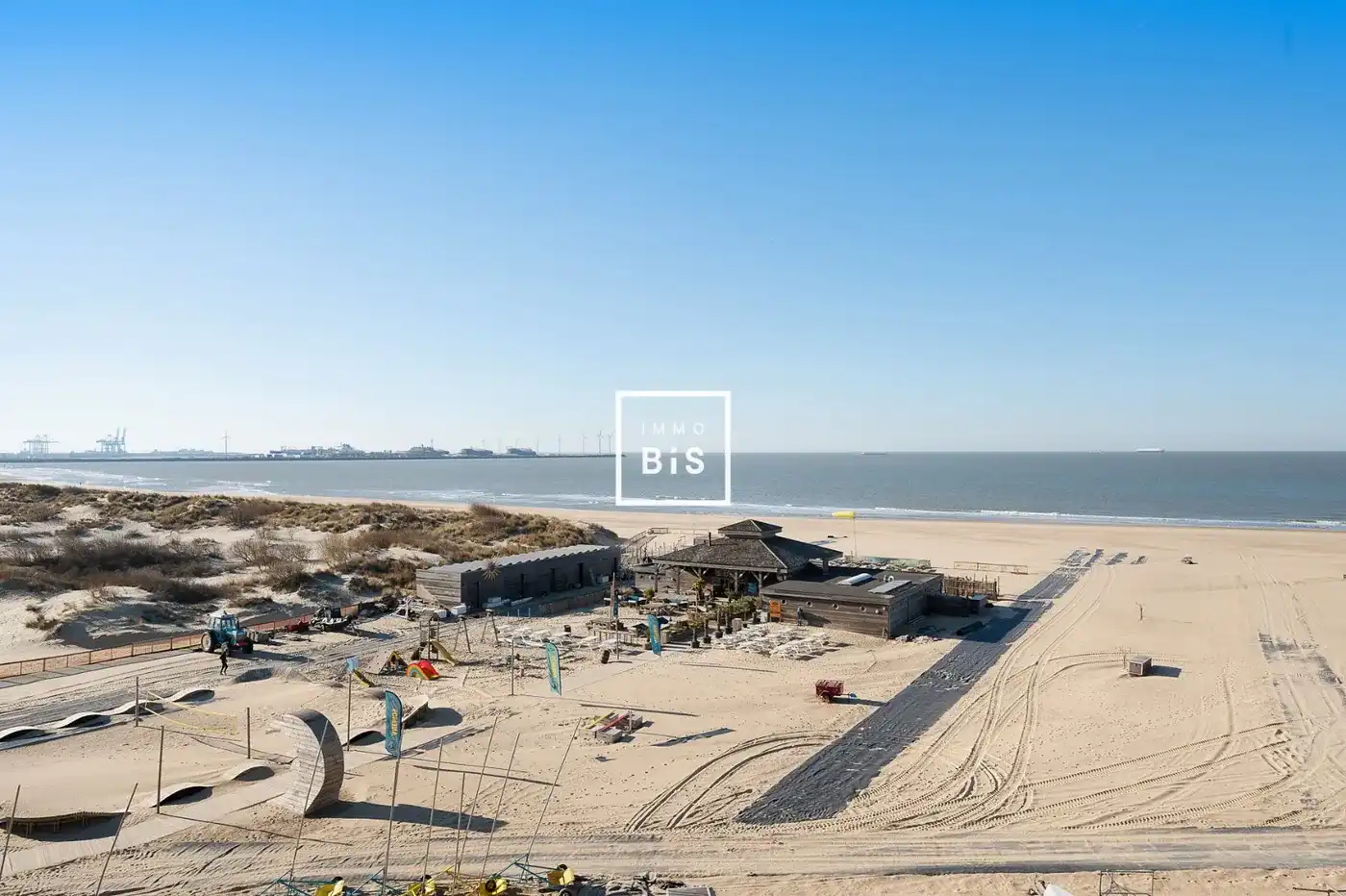 Ruim hoekappartement met zonneterrassen in de recente residentie Cap Horn foto 20