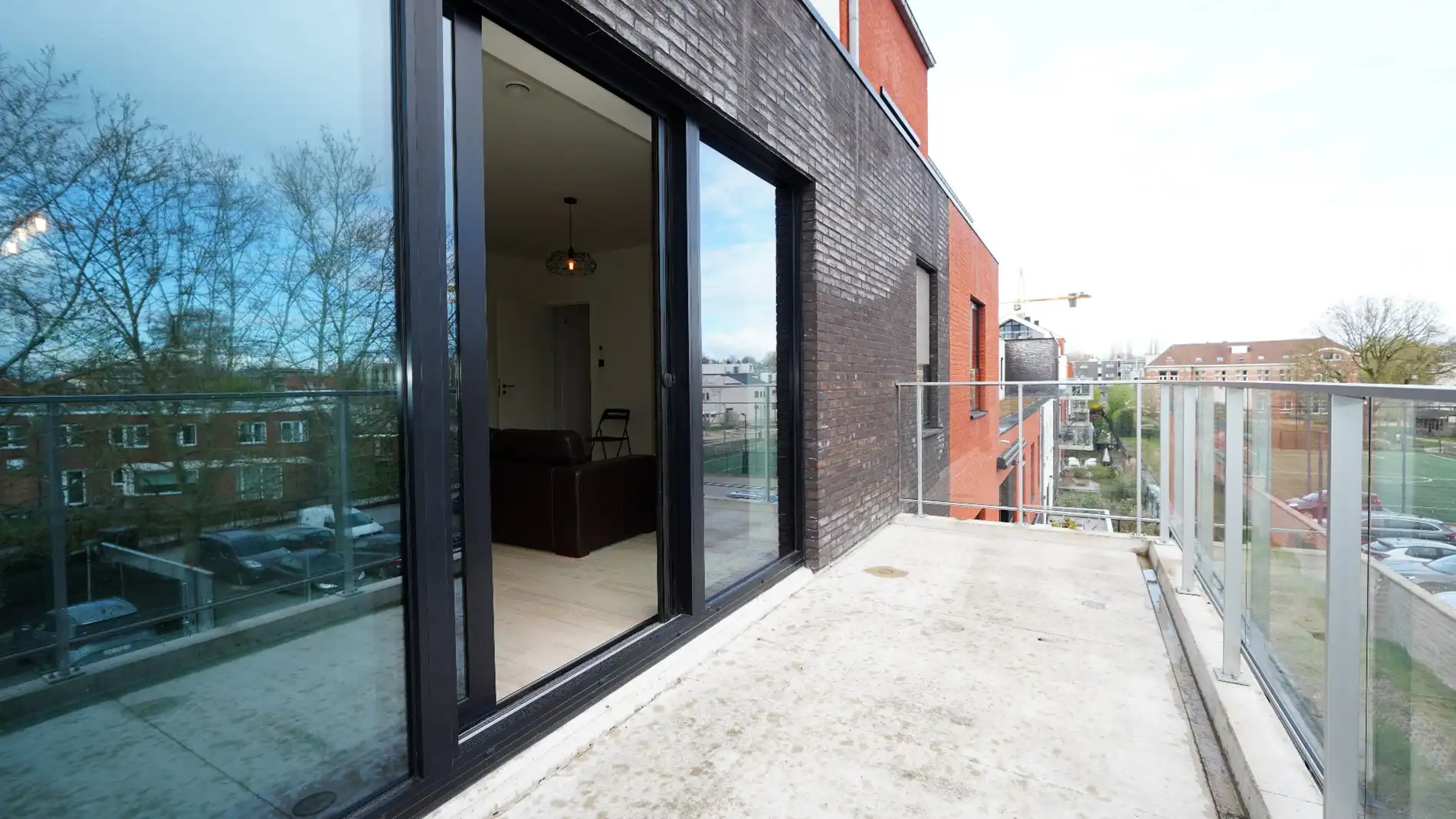 Instapklaar appartement met 2 slaapkamers in Lokeren foto 9