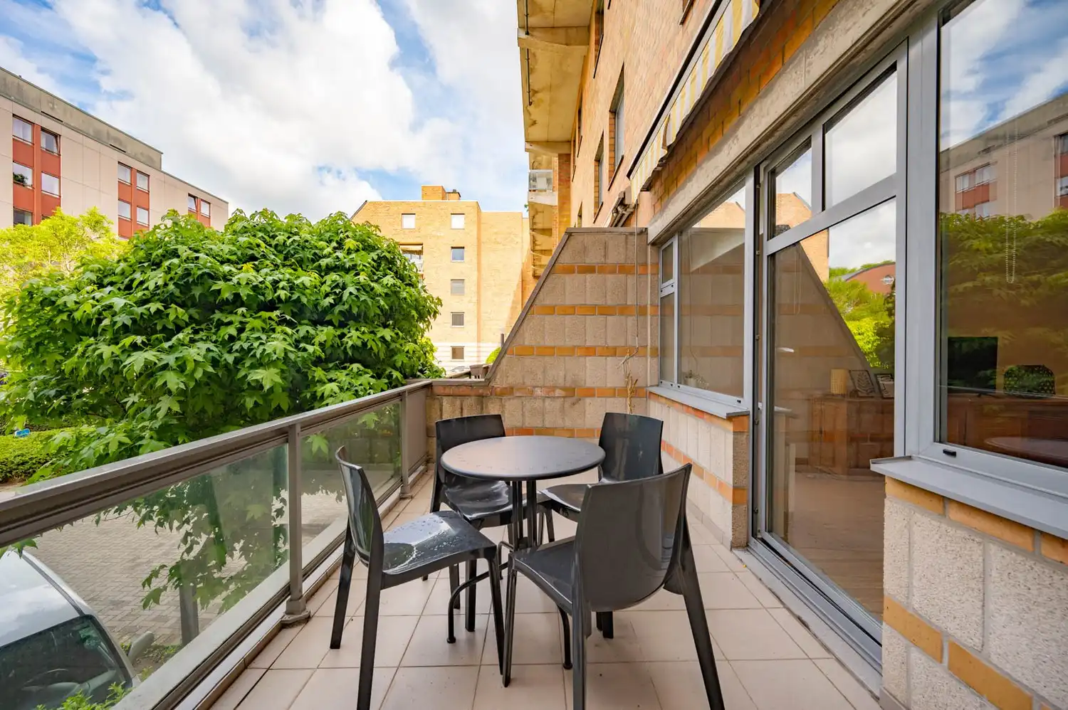 Ruim en lichtrijk appartement met 3 slaapkamers, een terras en een dubbele garagebox nabij het UZ Gasthuisberg te Leuven! foto 5