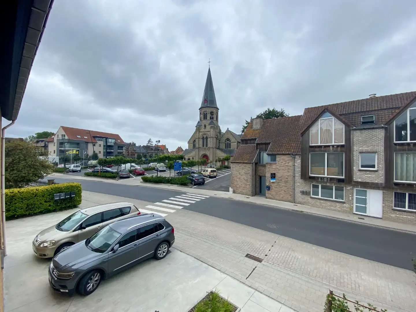 Instapklaar appartement met 2 slaapkamers. foto 13