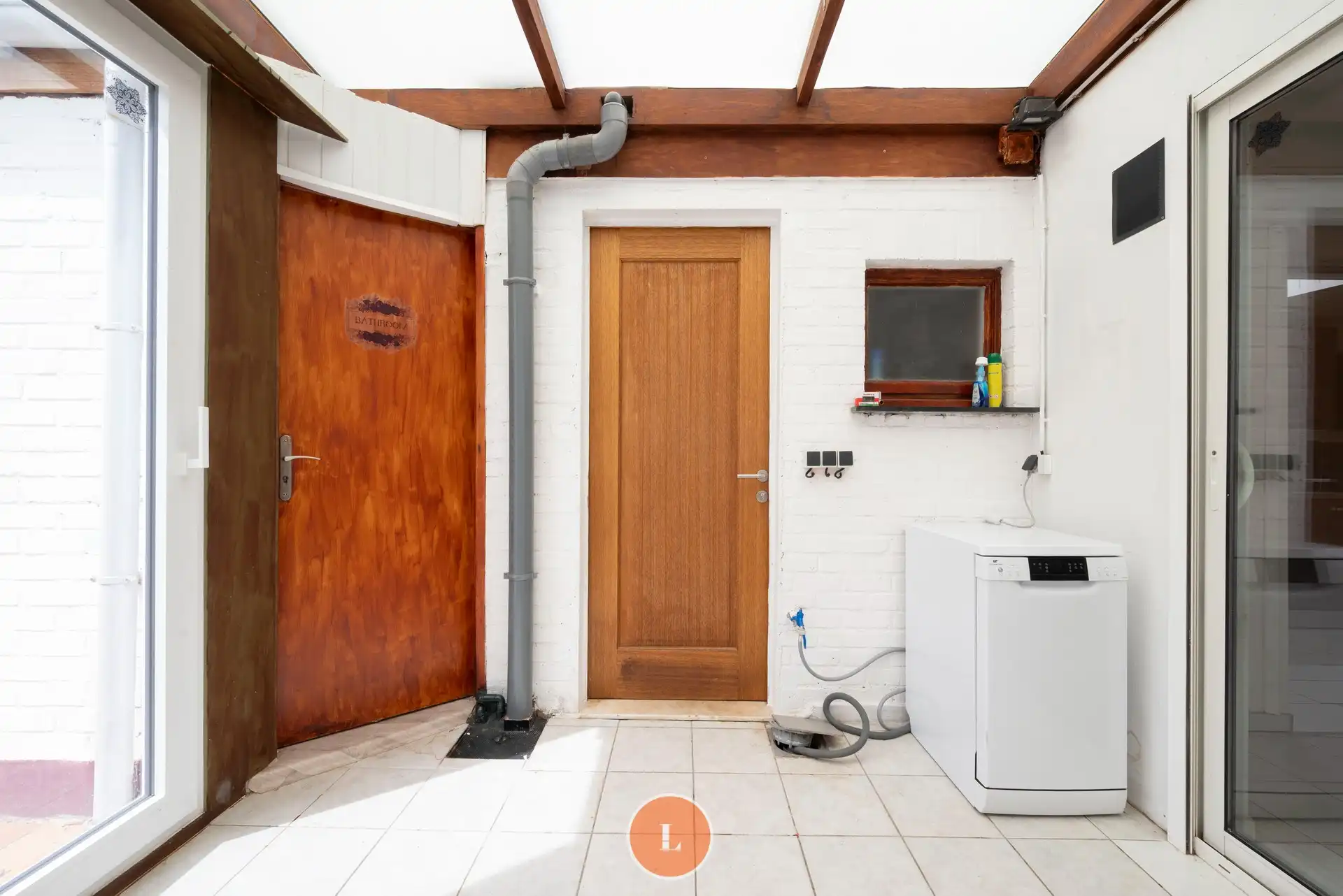 Instapklare woning met 3 slaapkamers, gezellige tuin in Menen. foto 7