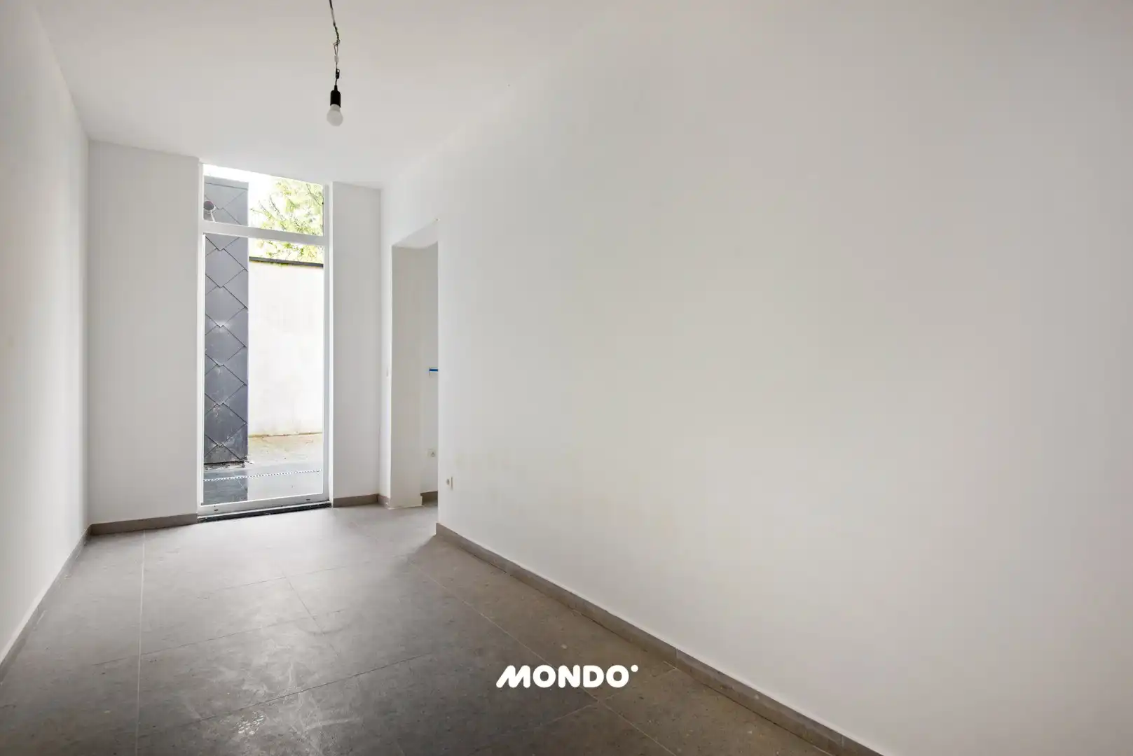 Commercieel gelegen opbrengsteigendom met handelsgelijkvloers, appartement en studio in het centrum van Willebroek! foto 9