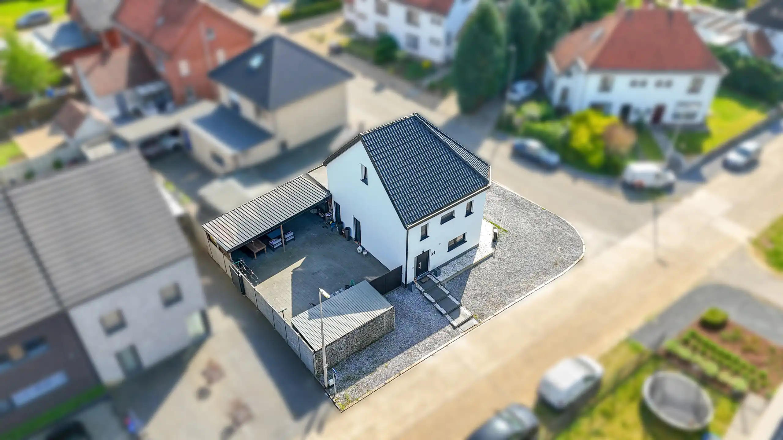 Instapklare woning met 5 slpks, rustig gelegen te Beringen! foto 13