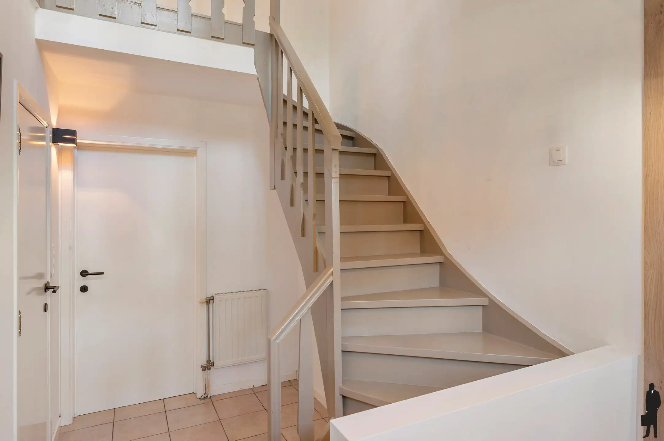 Charmante gezinswoning met zonnige tuin, garage en 3 slaapkamers op rustige ligging foto 13