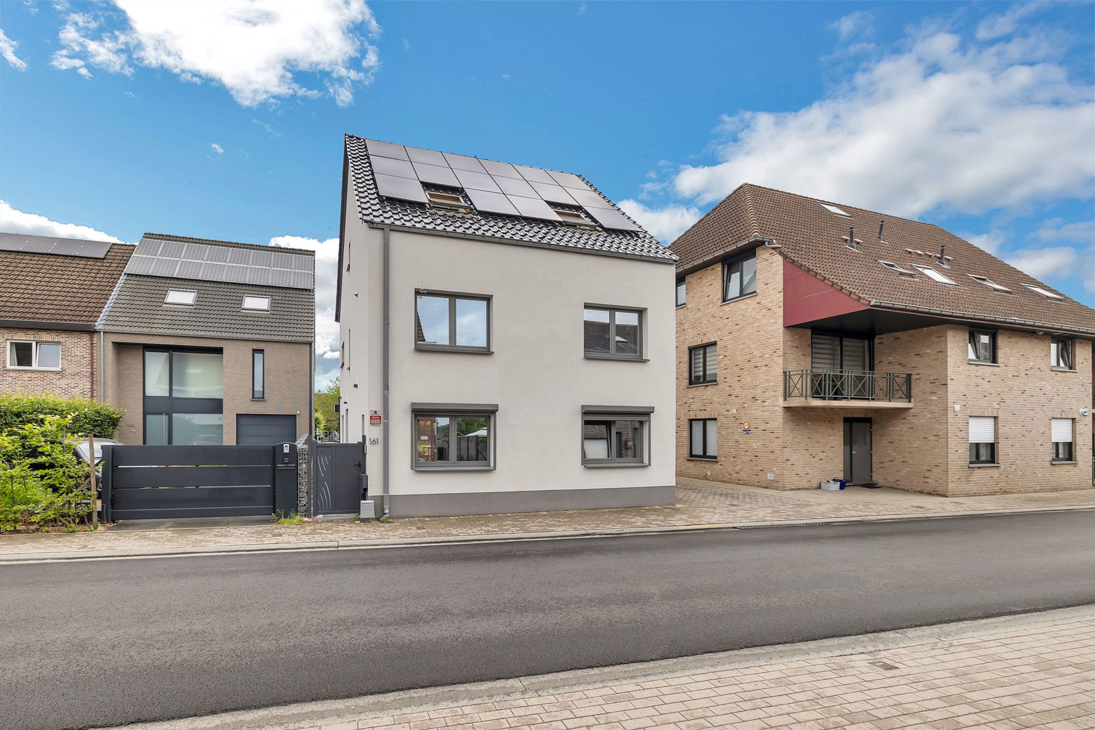 Instapklare villa met 6 slpk en uitstekende mobiliteitsscore foto 2