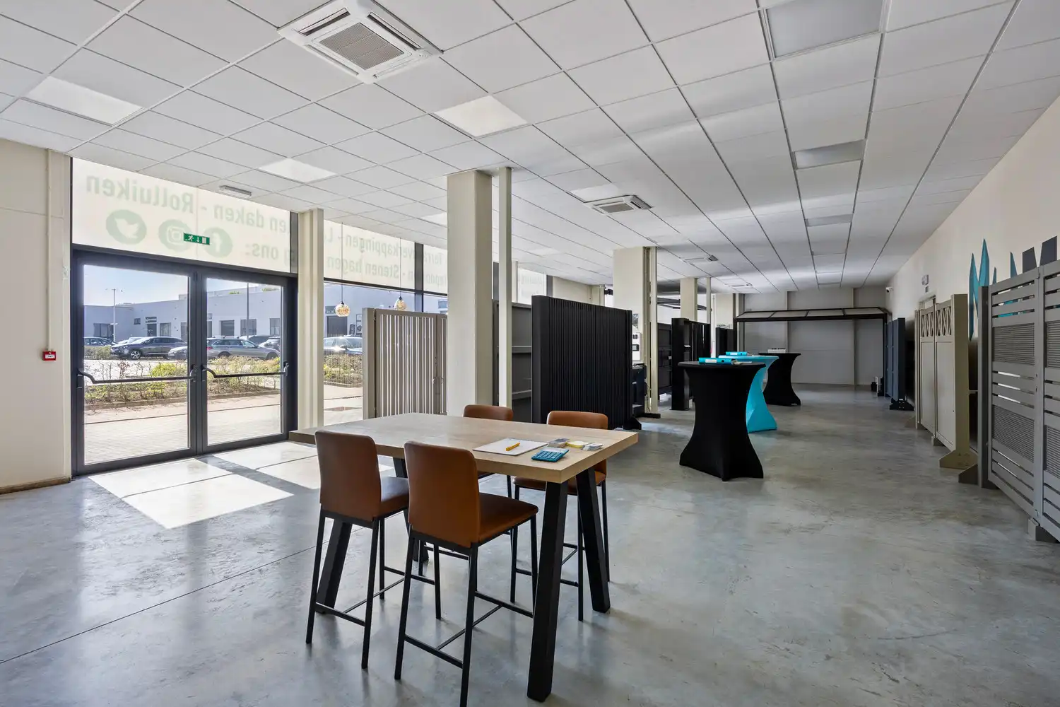 DUURZAME BEDRIJFSUNIT MET SHOWROOM foto 3