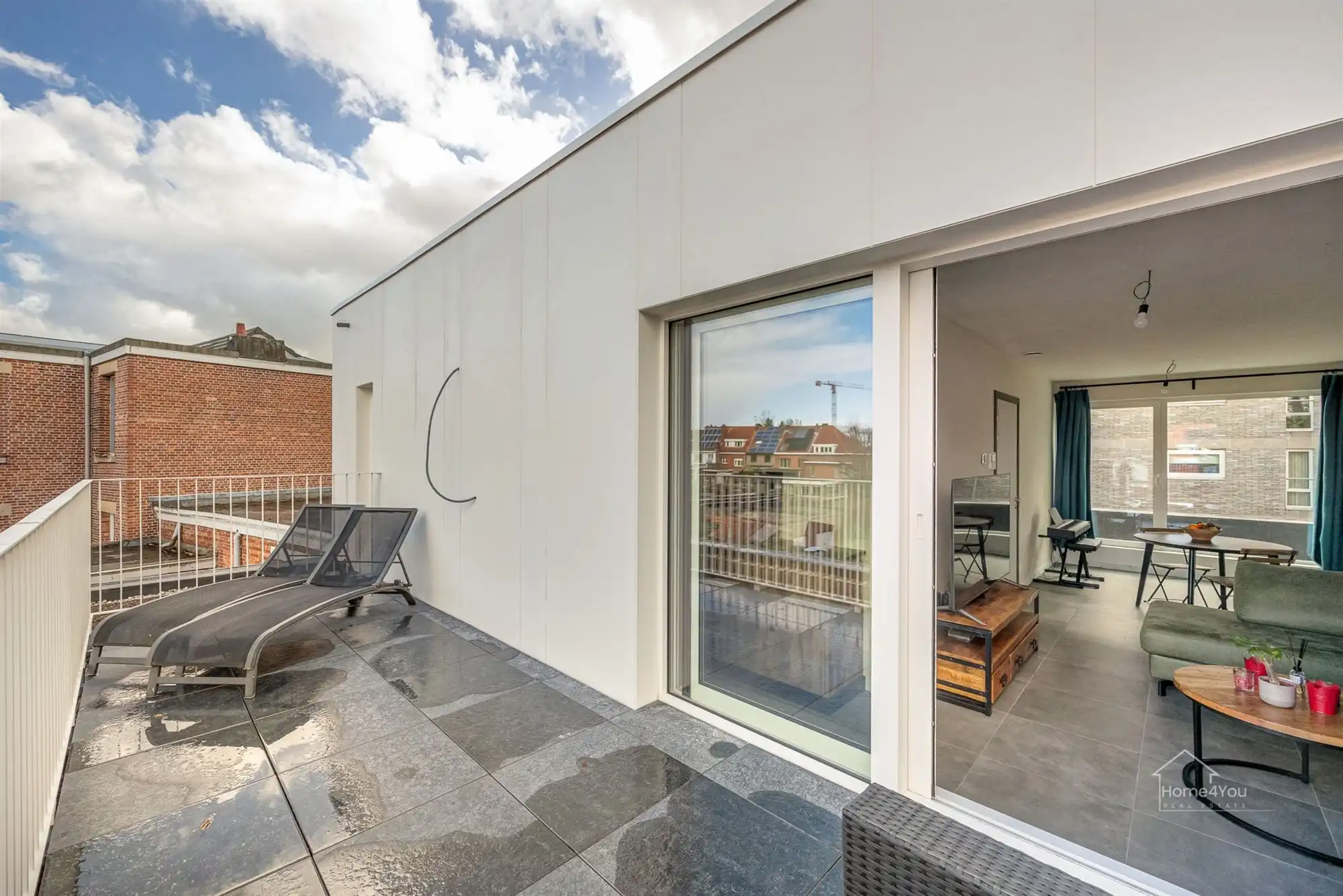 Nieuwbouw appartement met ruim terras foto 7