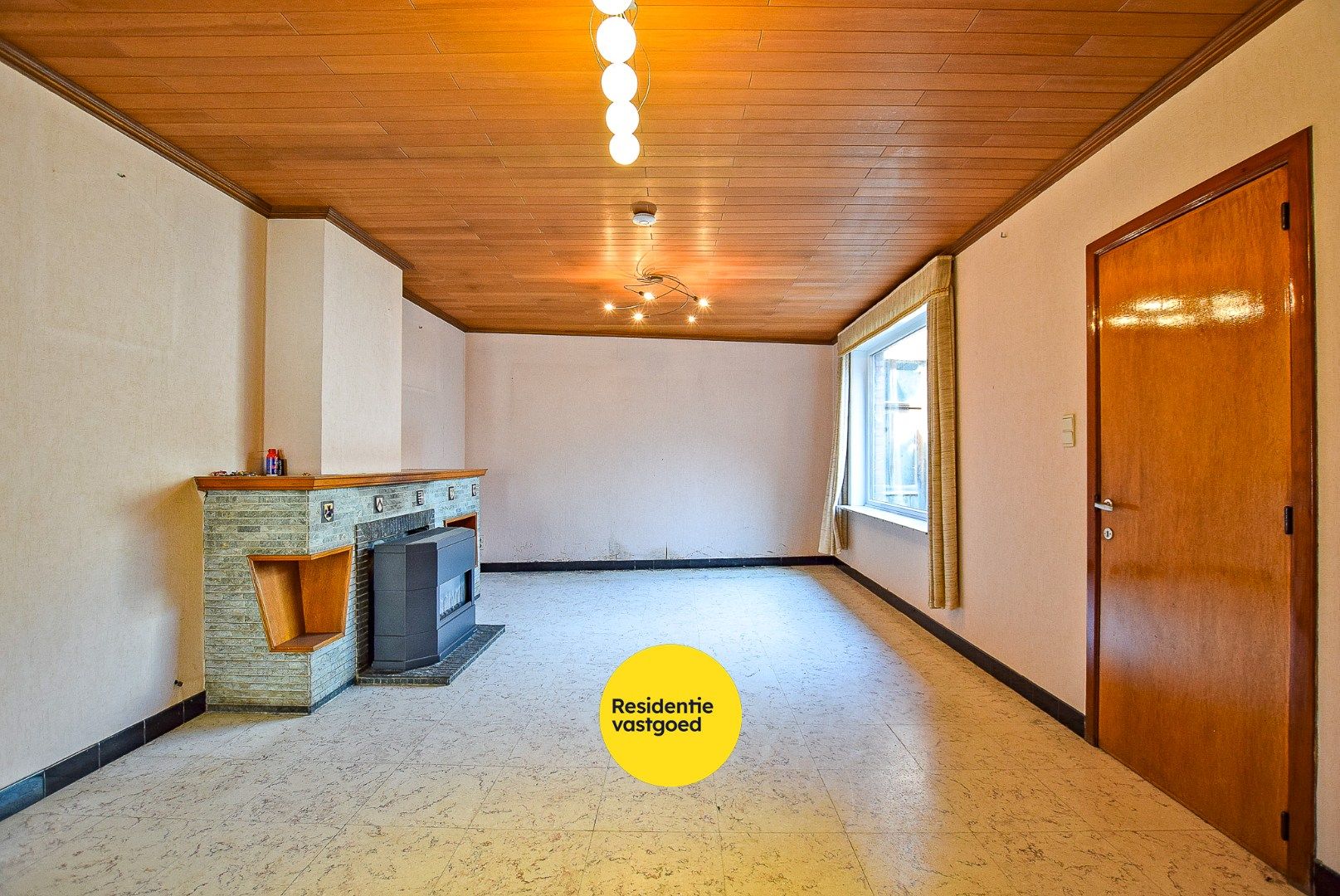 Ruime gezinswoning met 3 slaapkamers, grote tuin en garage.  foto 10