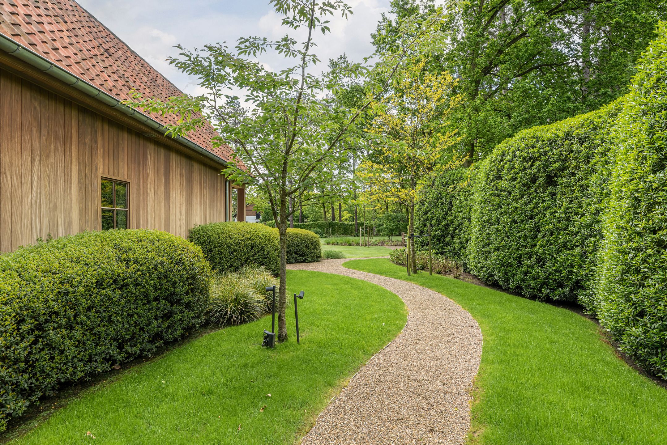 Vriesdonk: onder architectuur van Dieter Vander Velpen, in samenwerking met villabouw Sels, prachtige verbouwde villa.  foto 30