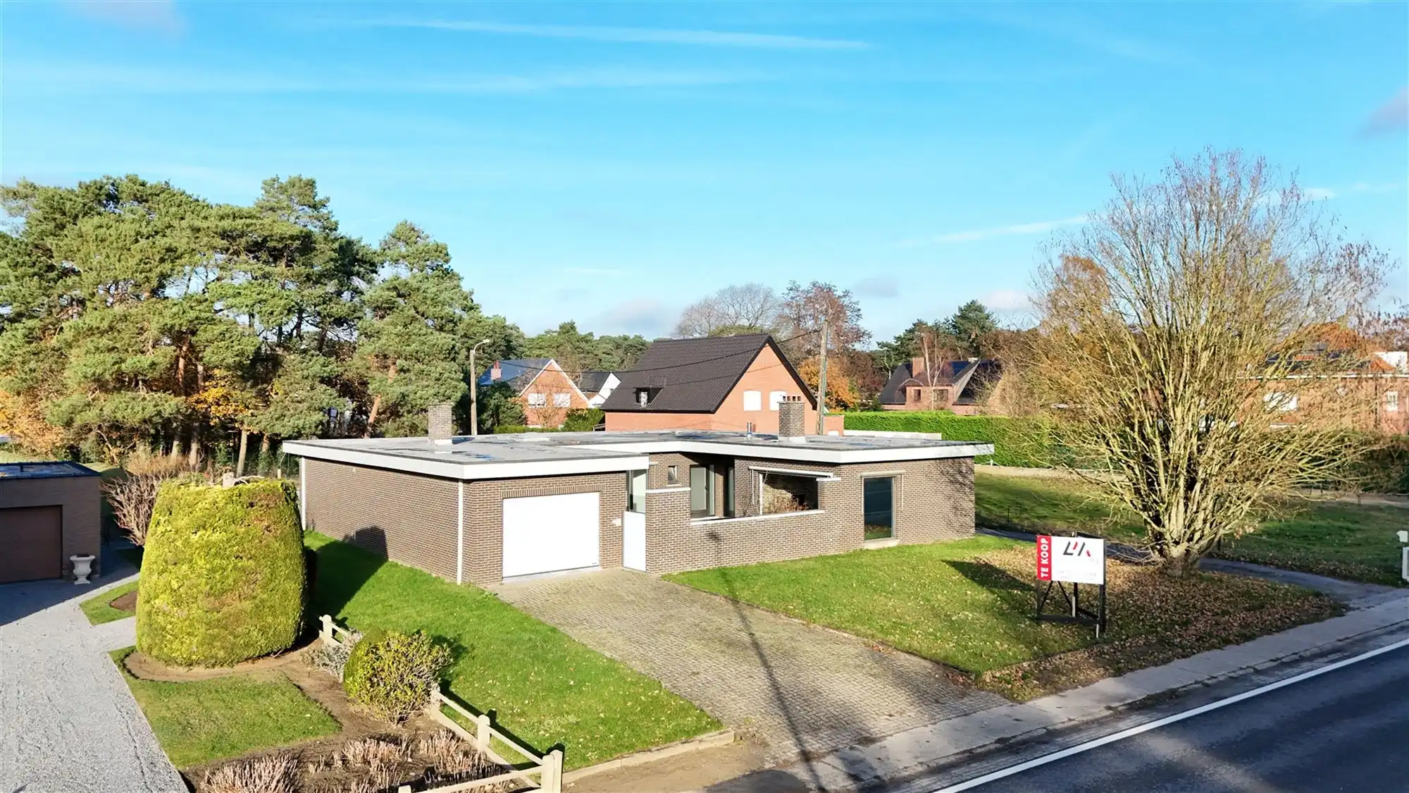 Hoofdfoto van de publicatie: Huis