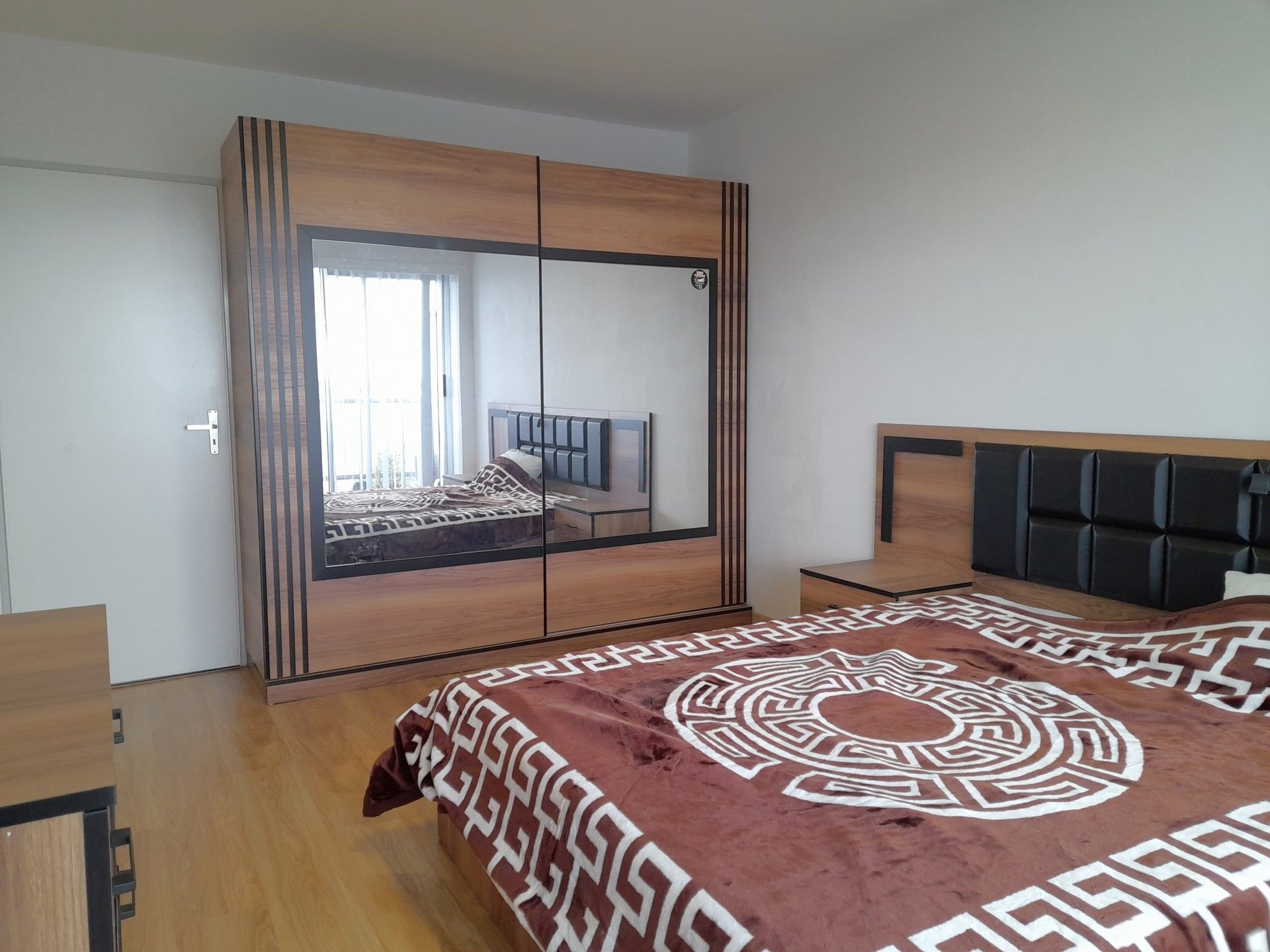 Lichtrijk en net 1-slaapkamerappartement met fantastisch uitzicht foto 7